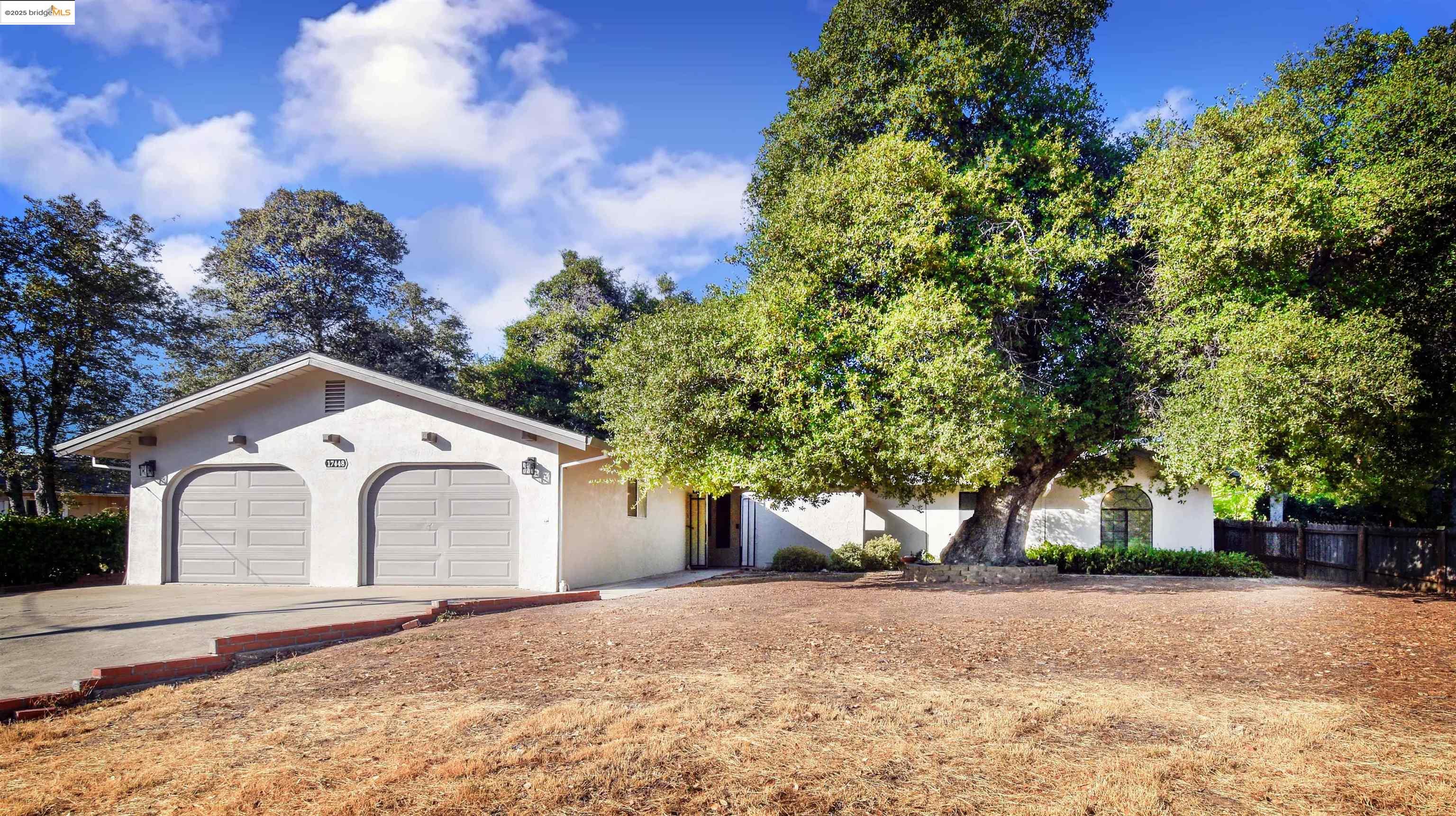 Front Image Thumbnail for EB41111753