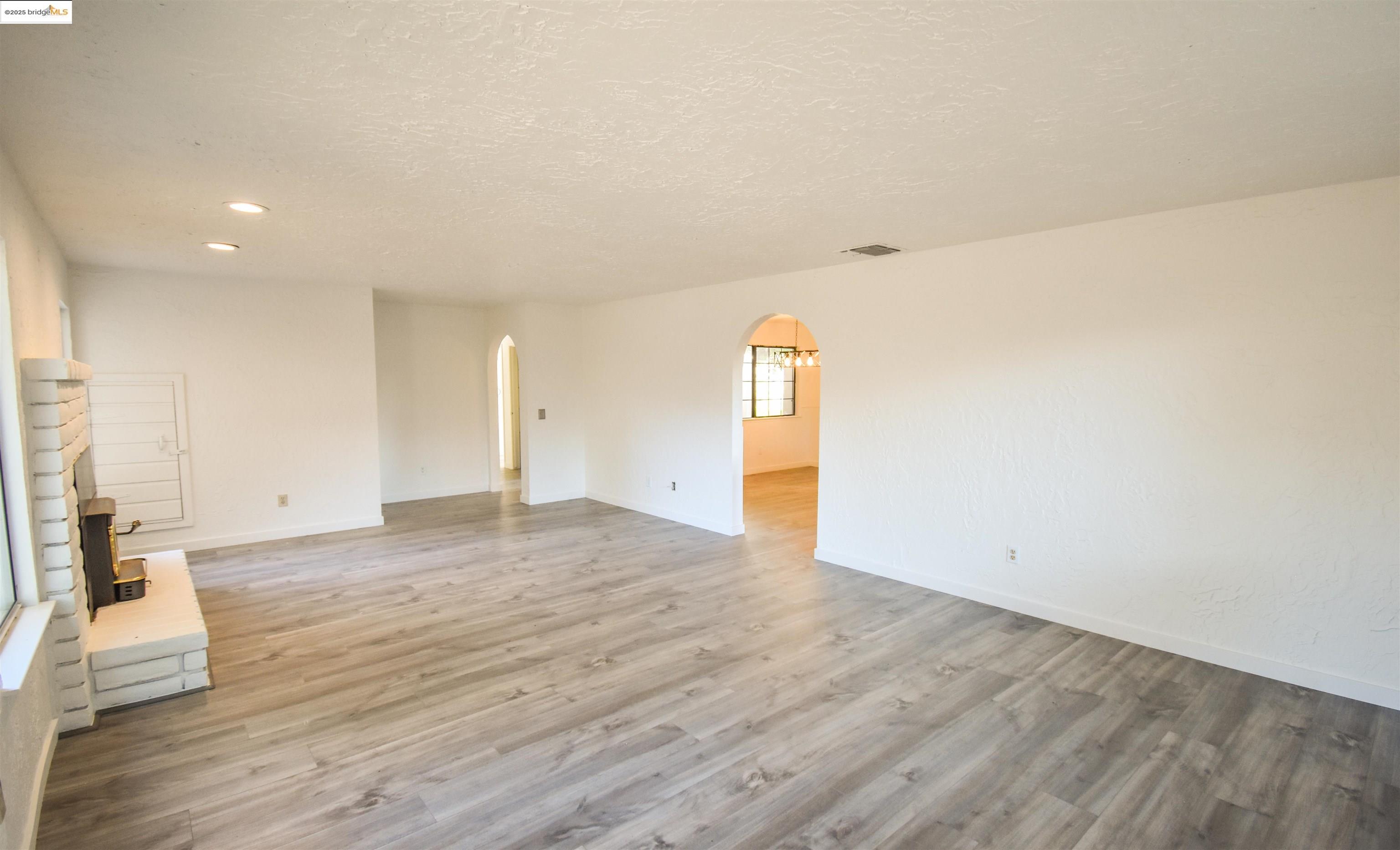 Detail Gallery Image 16 of 43 For 17448 Livermore Ct, Soulsbyville,  CA 95372 - 3 Beds | 2 Baths
