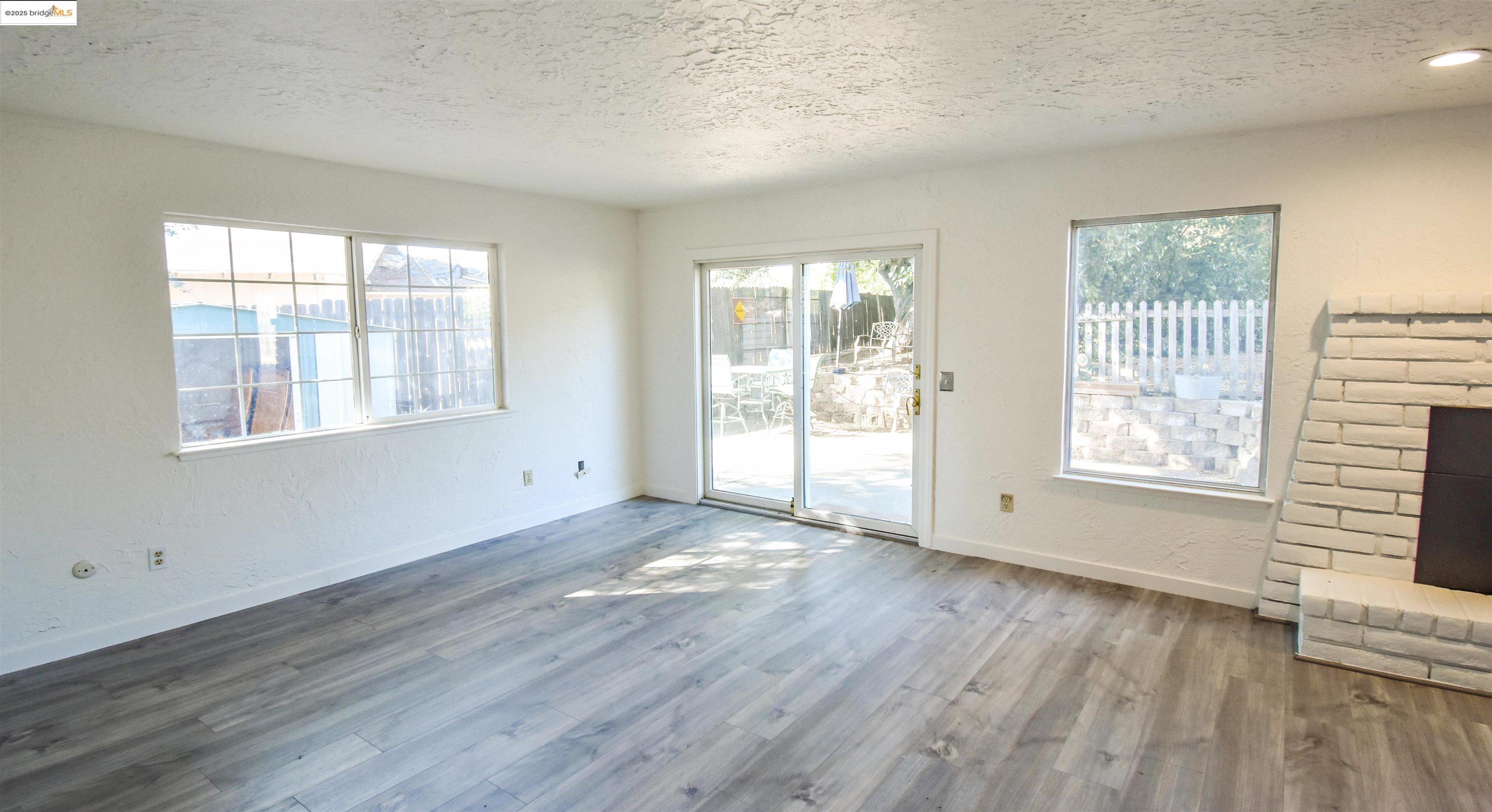 Detail Gallery Image 17 of 43 For 17448 Livermore Ct, Soulsbyville,  CA 95372 - 3 Beds | 2 Baths