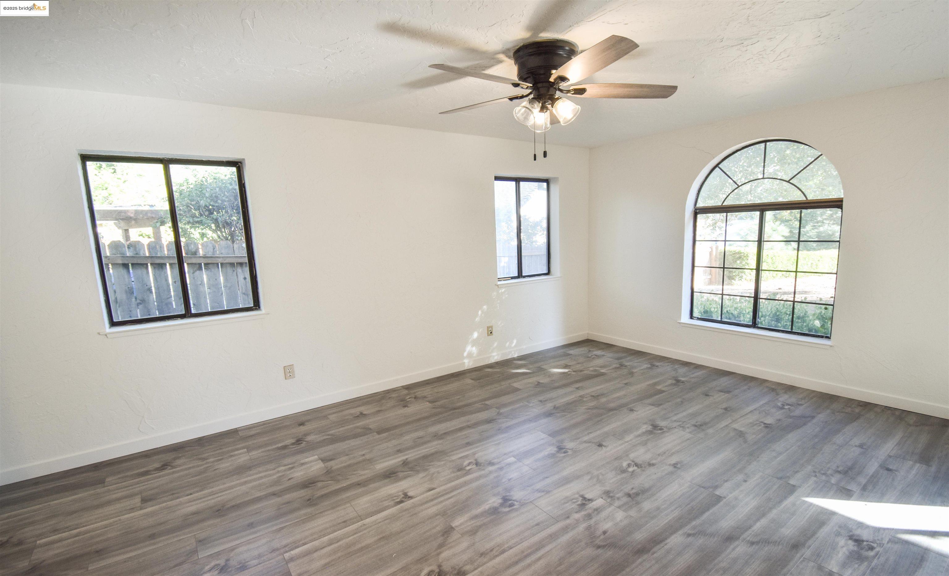Detail Gallery Image 32 of 43 For 17448 Livermore Ct, Soulsbyville,  CA 95372 - 3 Beds | 2 Baths
