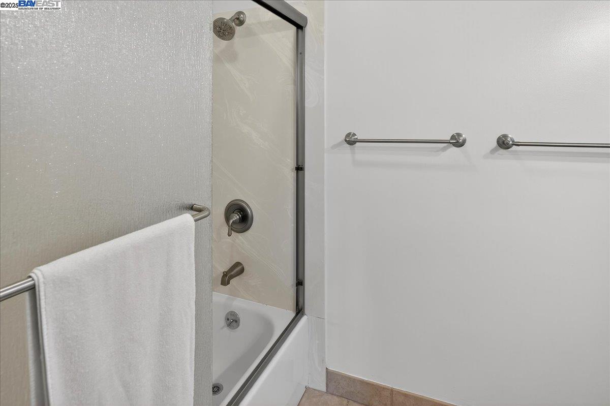 Detail Gallery Image 26 of 54 For 15356 Sullivan Ave, San Leandro,  CA 94579 - 4 Beds | 3 Baths