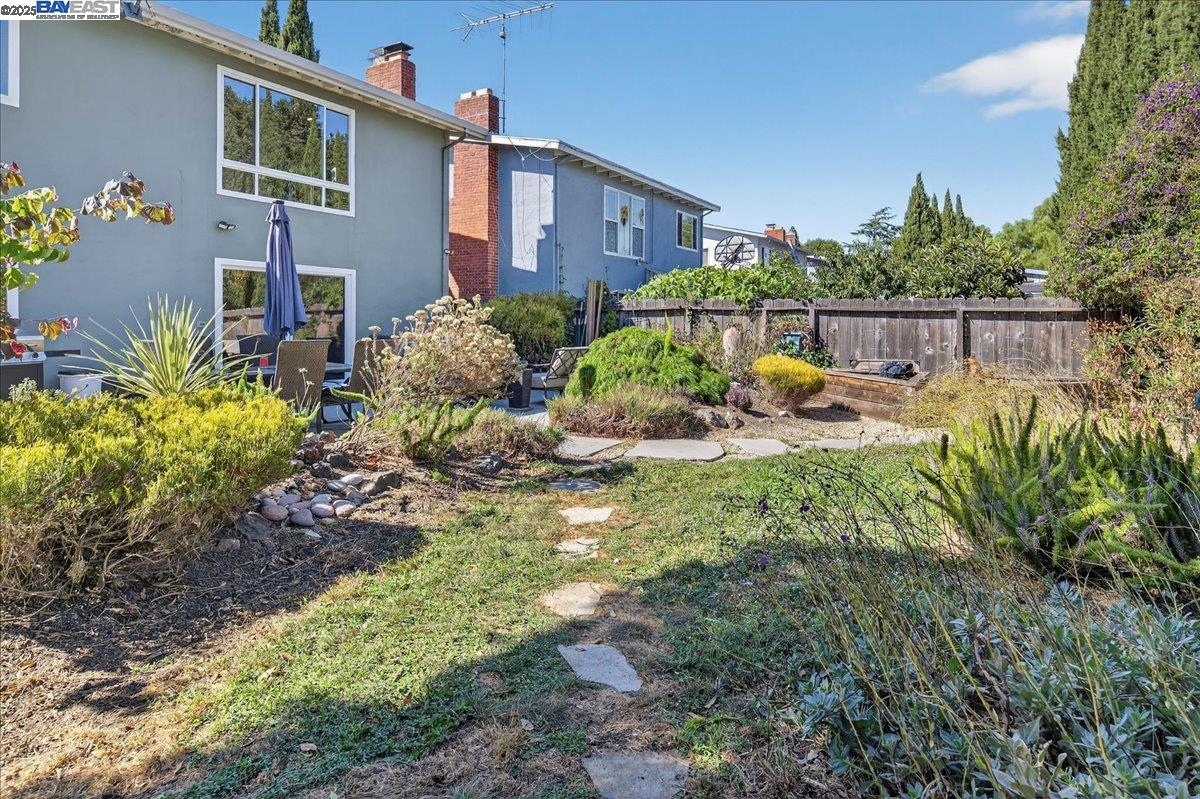 Detail Gallery Image 52 of 54 For 15356 Sullivan Ave, San Leandro,  CA 94579 - 4 Beds | 3 Baths