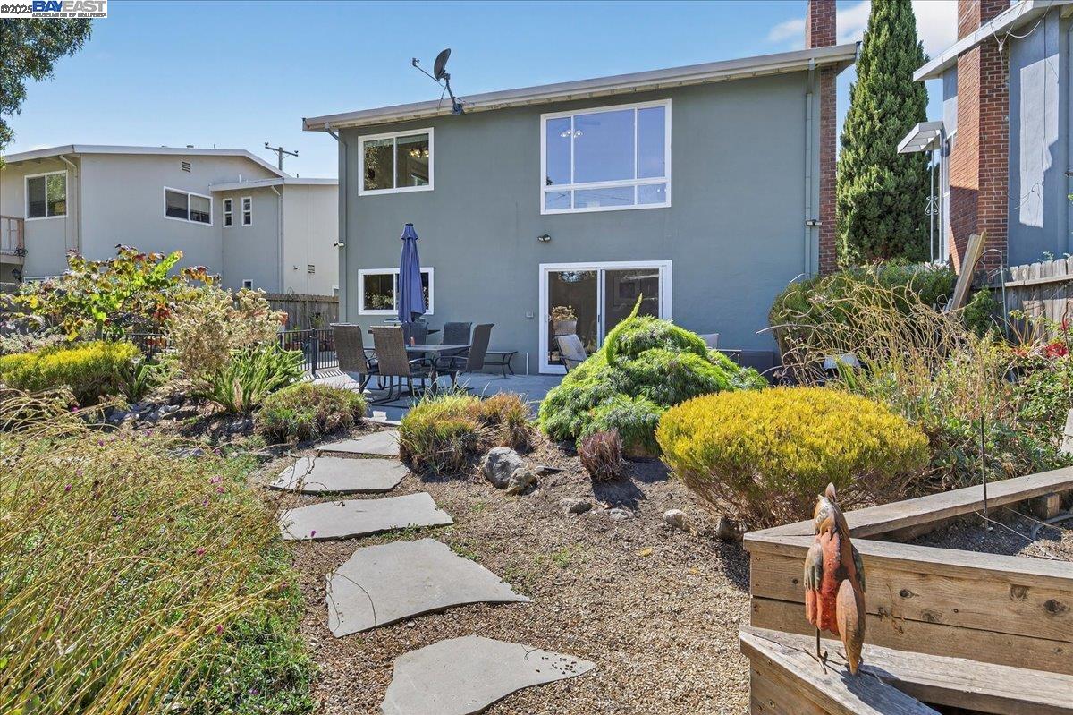Detail Gallery Image 53 of 54 For 15356 Sullivan Ave, San Leandro,  CA 94579 - 4 Beds | 3 Baths
