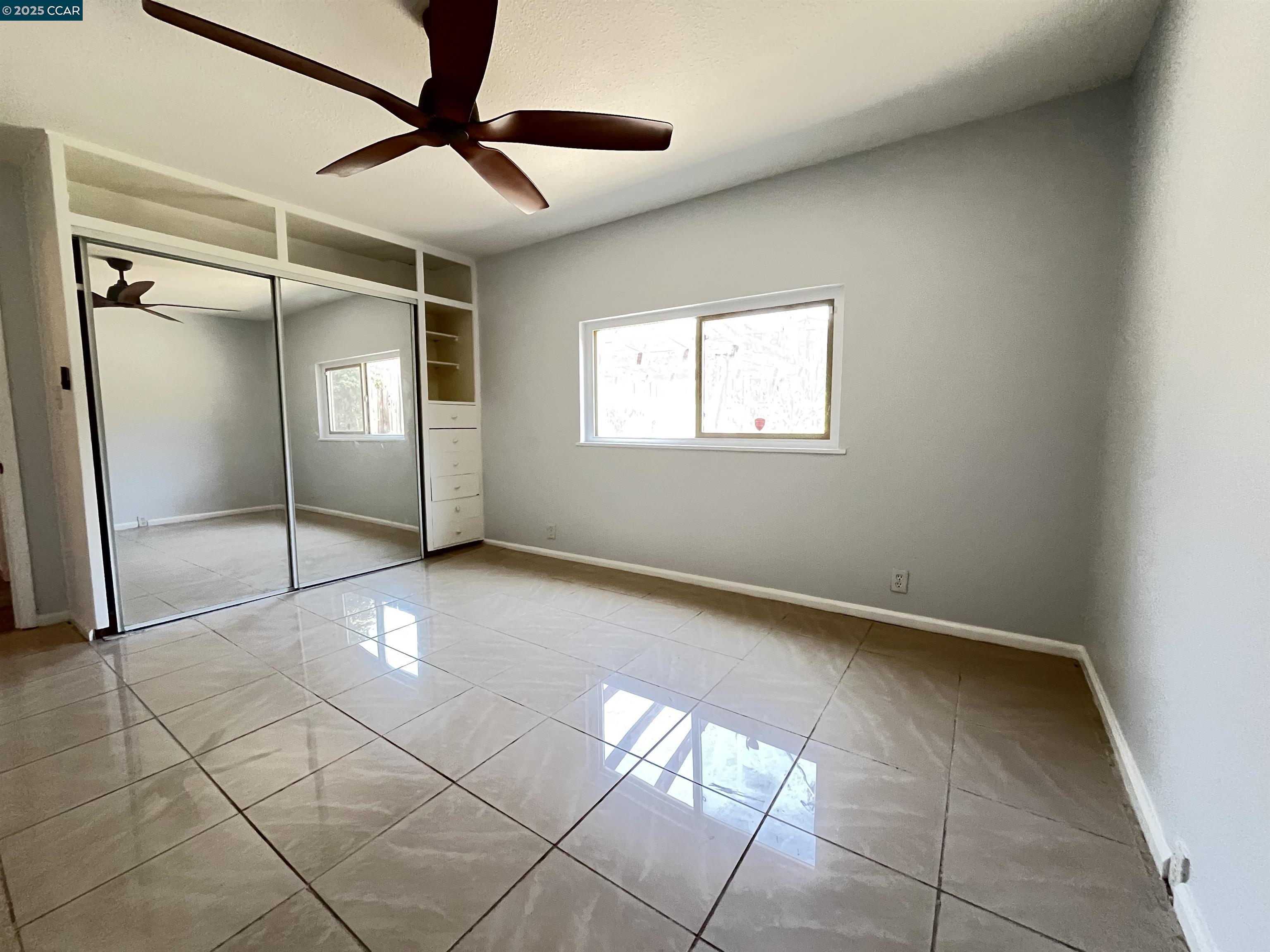 Detail Gallery Image 22 of 48 For 7618 Sunkist Dr, Oakland,  CA 94605 - 3 Beds | 2 Baths