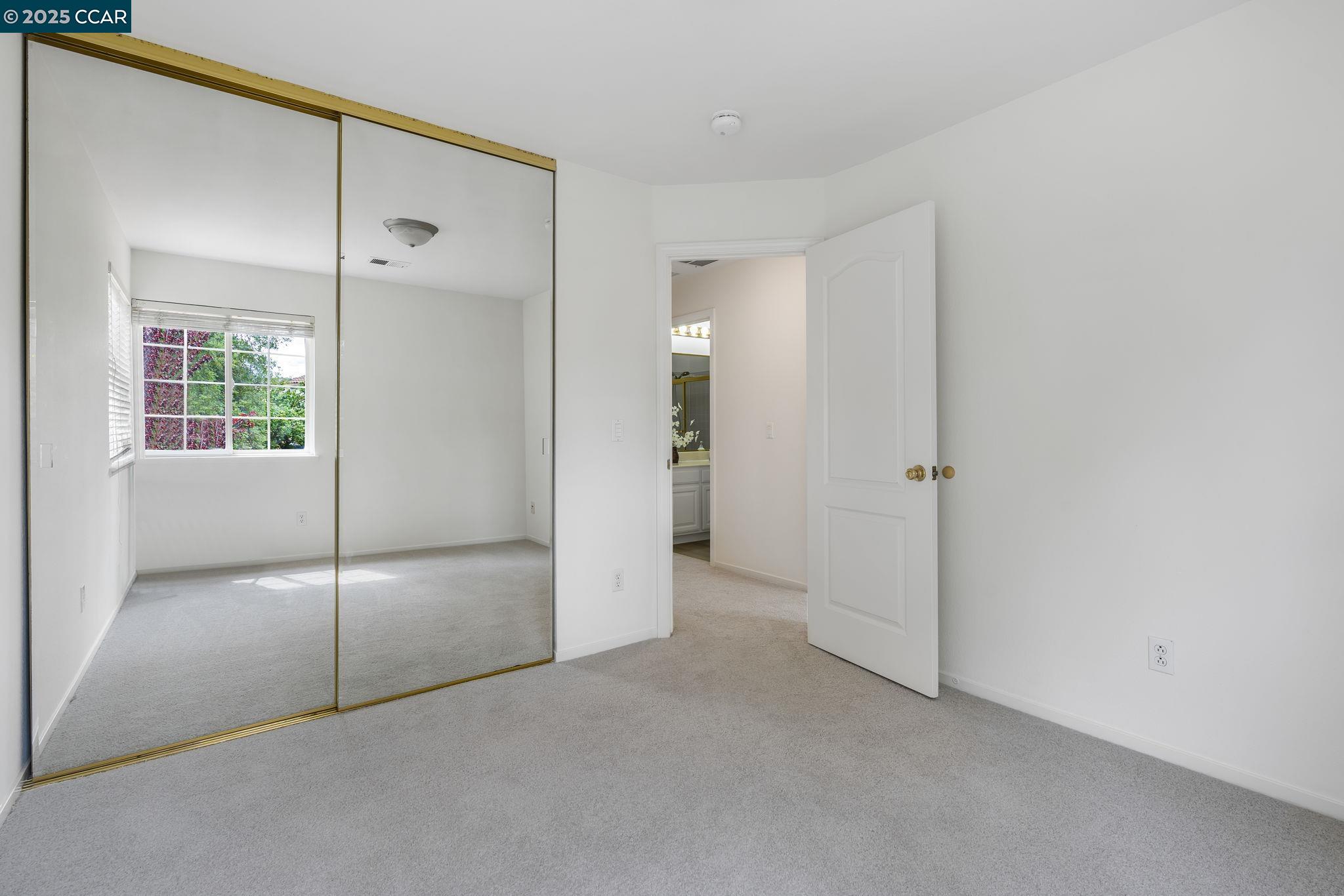 Detail Gallery Image 26 of 30 For 2156 Bluerock Cr, Concord,  CA 94521-1670 - 4 Beds | 3 Baths