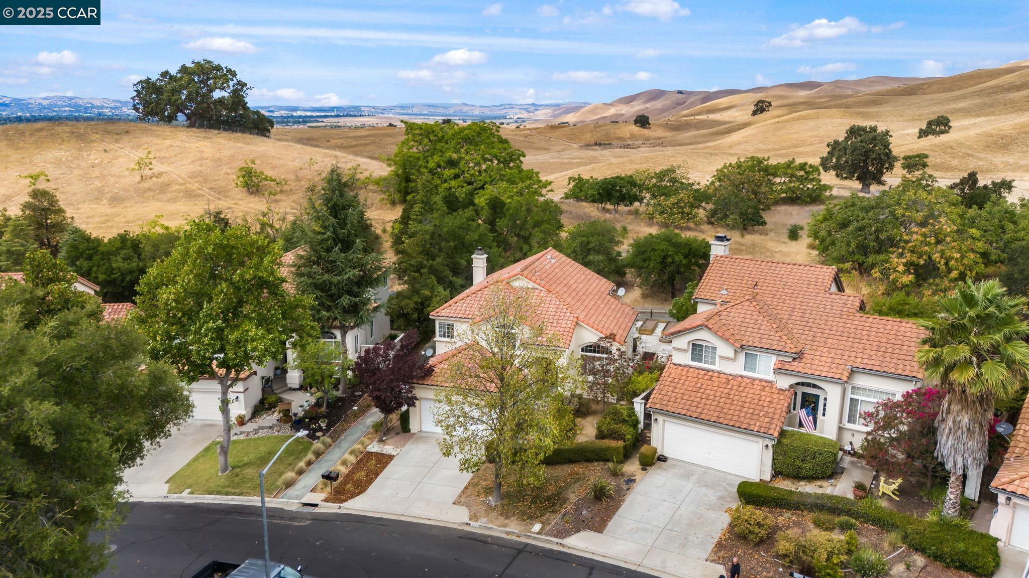 Detail Gallery Image 29 of 30 For 2156 Bluerock Cr, Concord,  CA 94521-1670 - 4 Beds | 3 Baths
