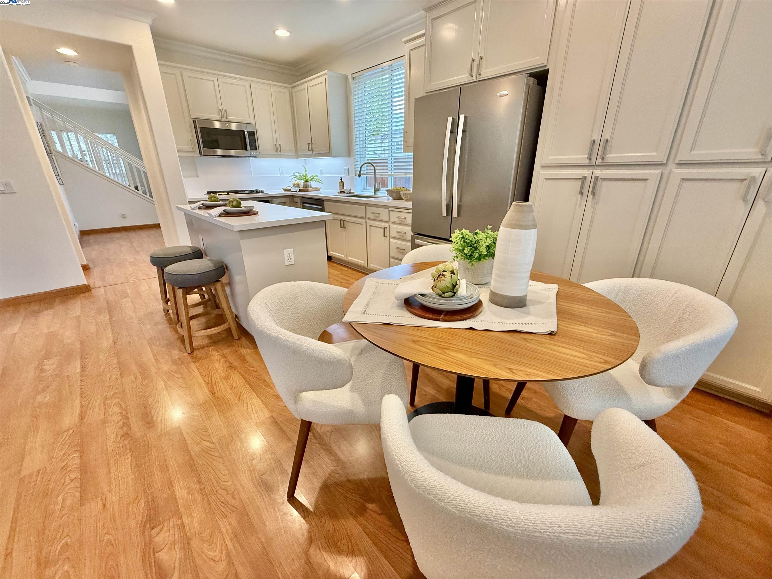 Detail Gallery Image 19 of 51 For 2712 Chocolate St, Pleasanton,  CA 94588 - 4 Beds | 2/1 Baths