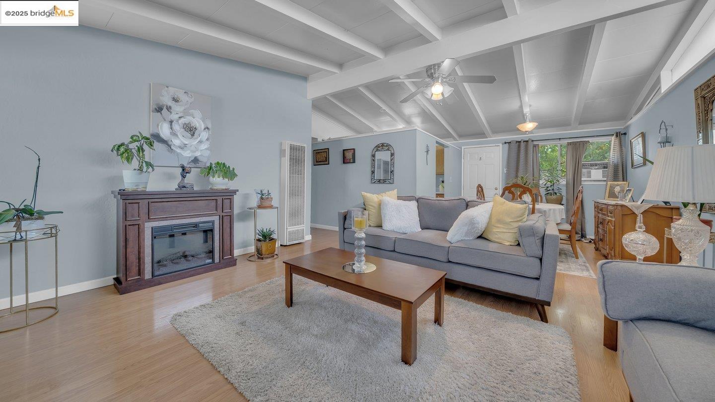 Detail Gallery Image 6 of 32 For 1443 Minnesota St, Fairfield,  CA 94533 - 3 Beds | 2 Baths