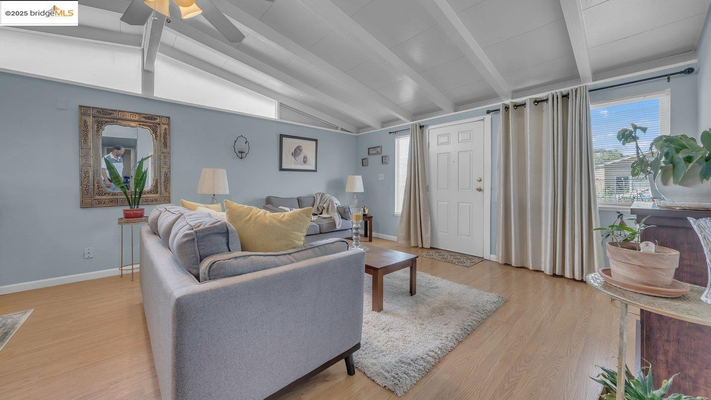 Detail Gallery Image 8 of 32 For 1443 Minnesota St, Fairfield,  CA 94533 - 3 Beds | 2 Baths