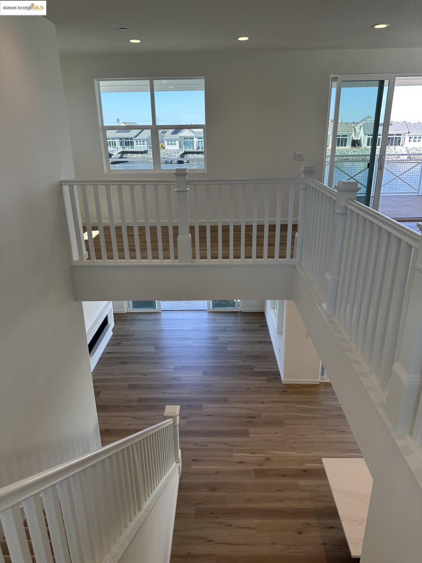 Detail Gallery Image 16 of 27 For 667 Point Place, Bethel Island,  CA 94511 - 4 Beds | 4/1 Baths