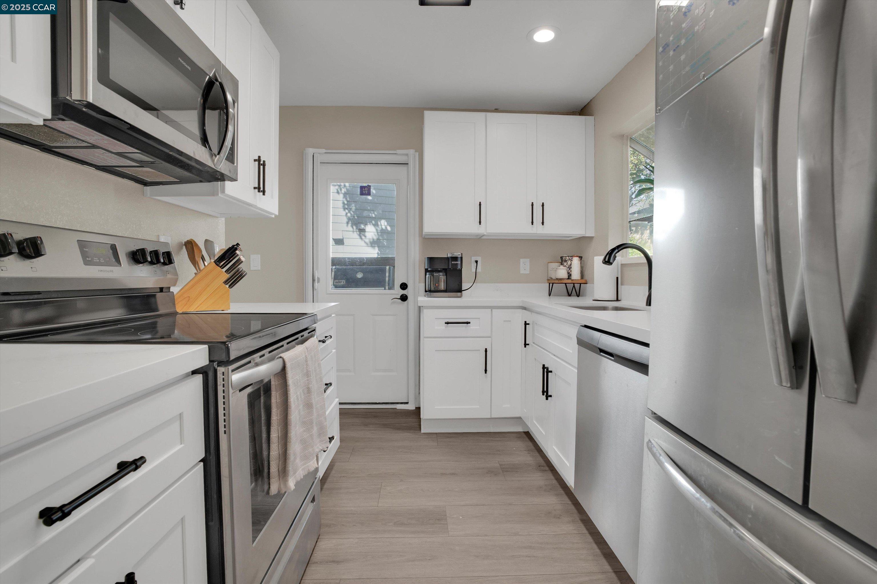 Photo #13: 41111767 Listing: Photo #13