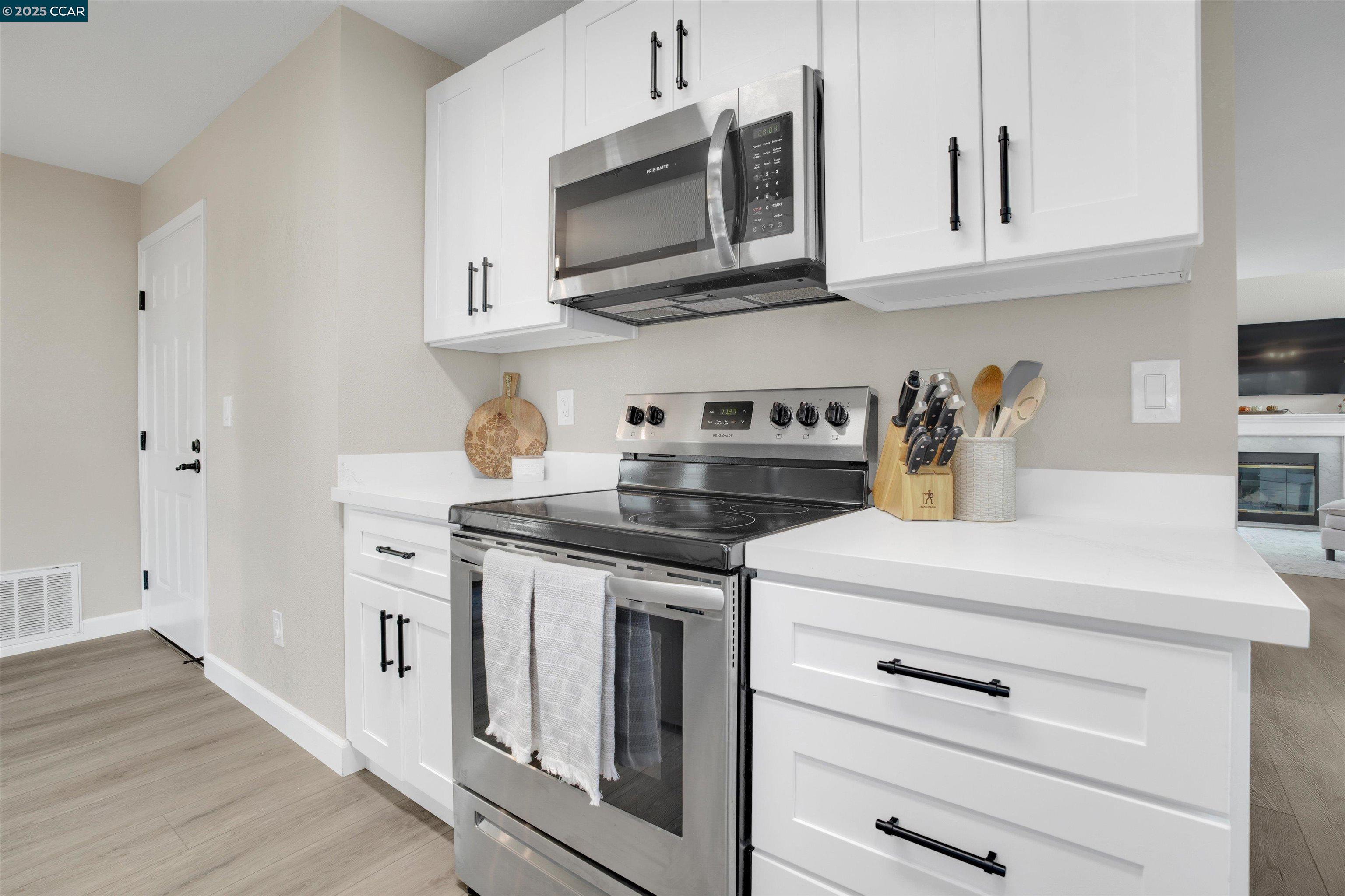 Photo #16: 41111767 Listing: Photo #16