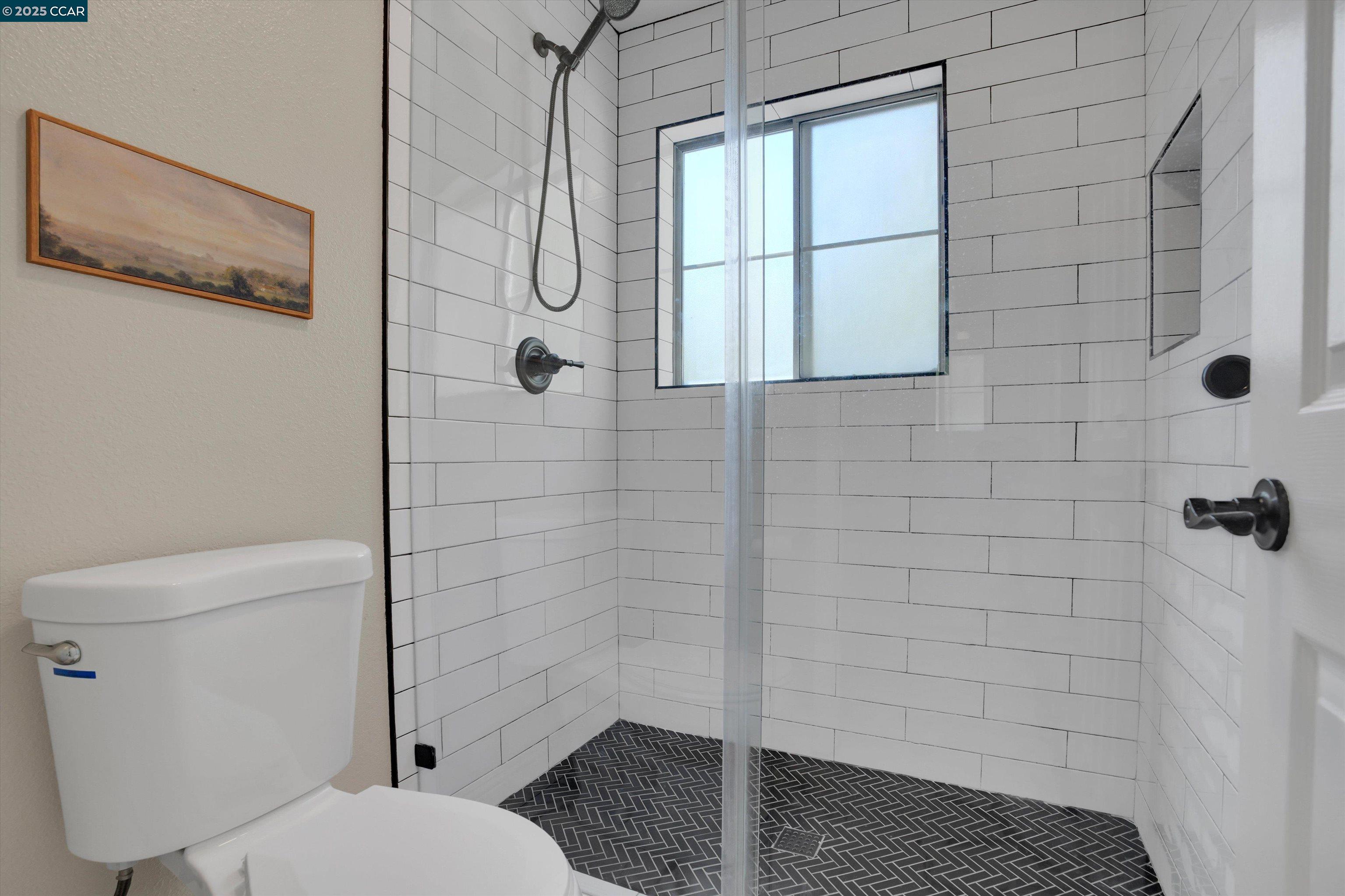 Photo #28: 41111767 Listing: Photo #28