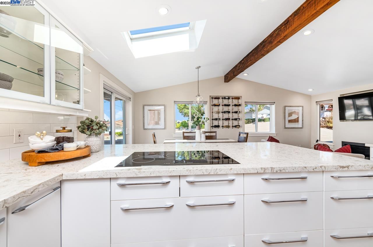 Detail Gallery Image 18 of 60 For 825 Abbie St, Pleasanton,  CA 94566 - 4 Beds | 3/1 Baths