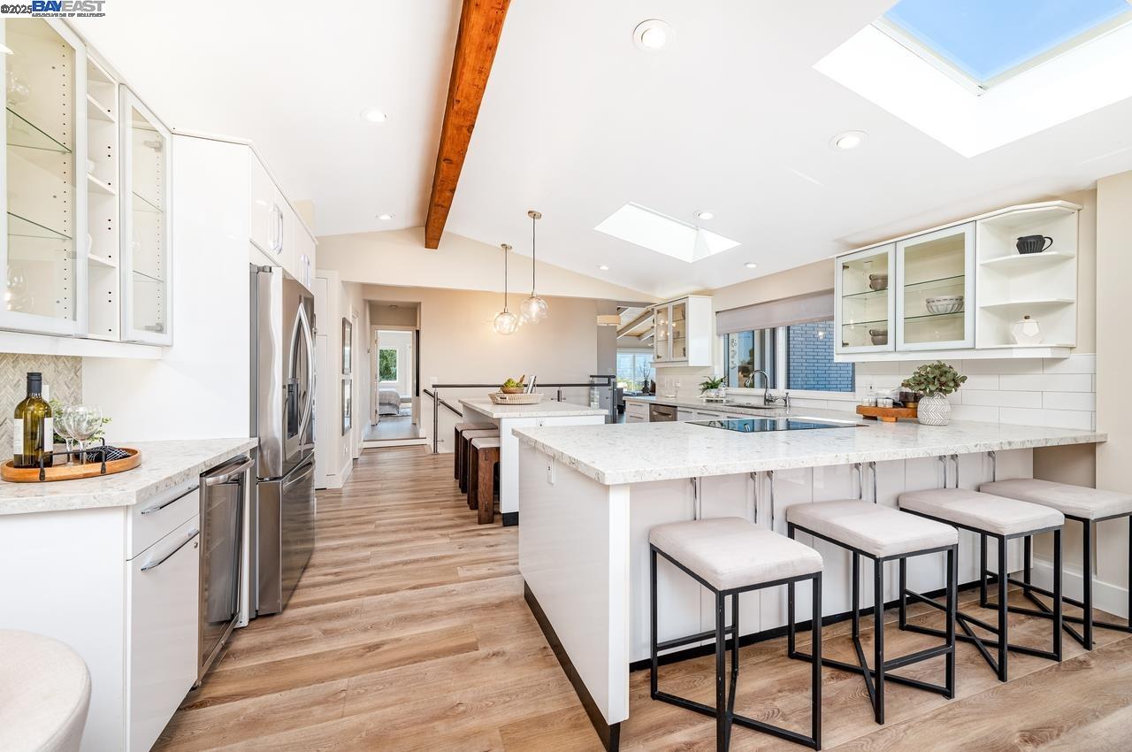Detail Gallery Image 21 of 60 For 825 Abbie St, Pleasanton,  CA 94566 - 4 Beds | 3/1 Baths