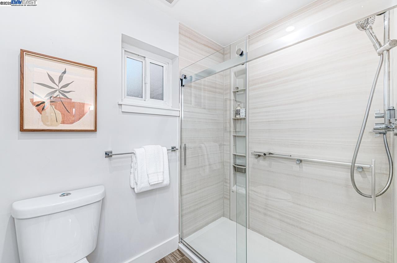 Detail Gallery Image 40 of 60 For 825 Abbie St, Pleasanton,  CA 94566 - 4 Beds | 3/1 Baths