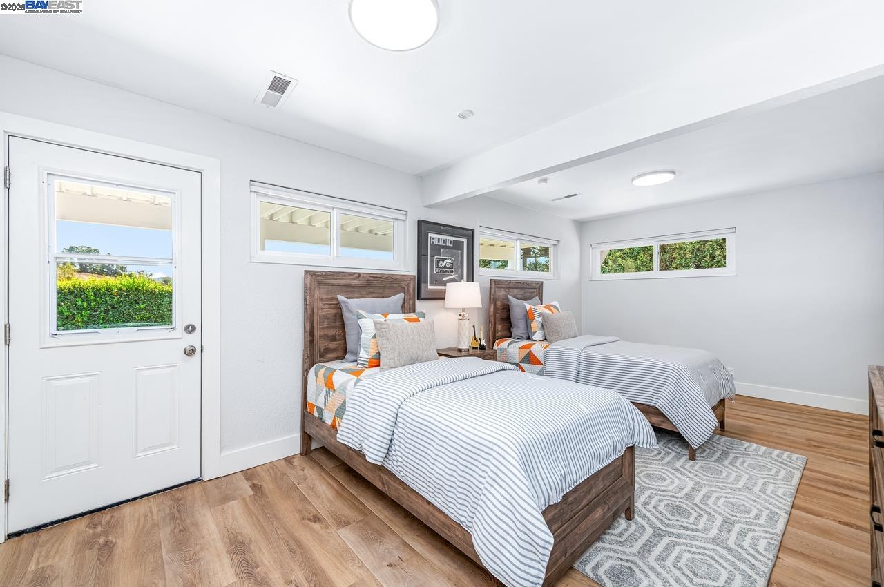 Detail Gallery Image 41 of 60 For 825 Abbie St, Pleasanton,  CA 94566 - 4 Beds | 3/1 Baths
