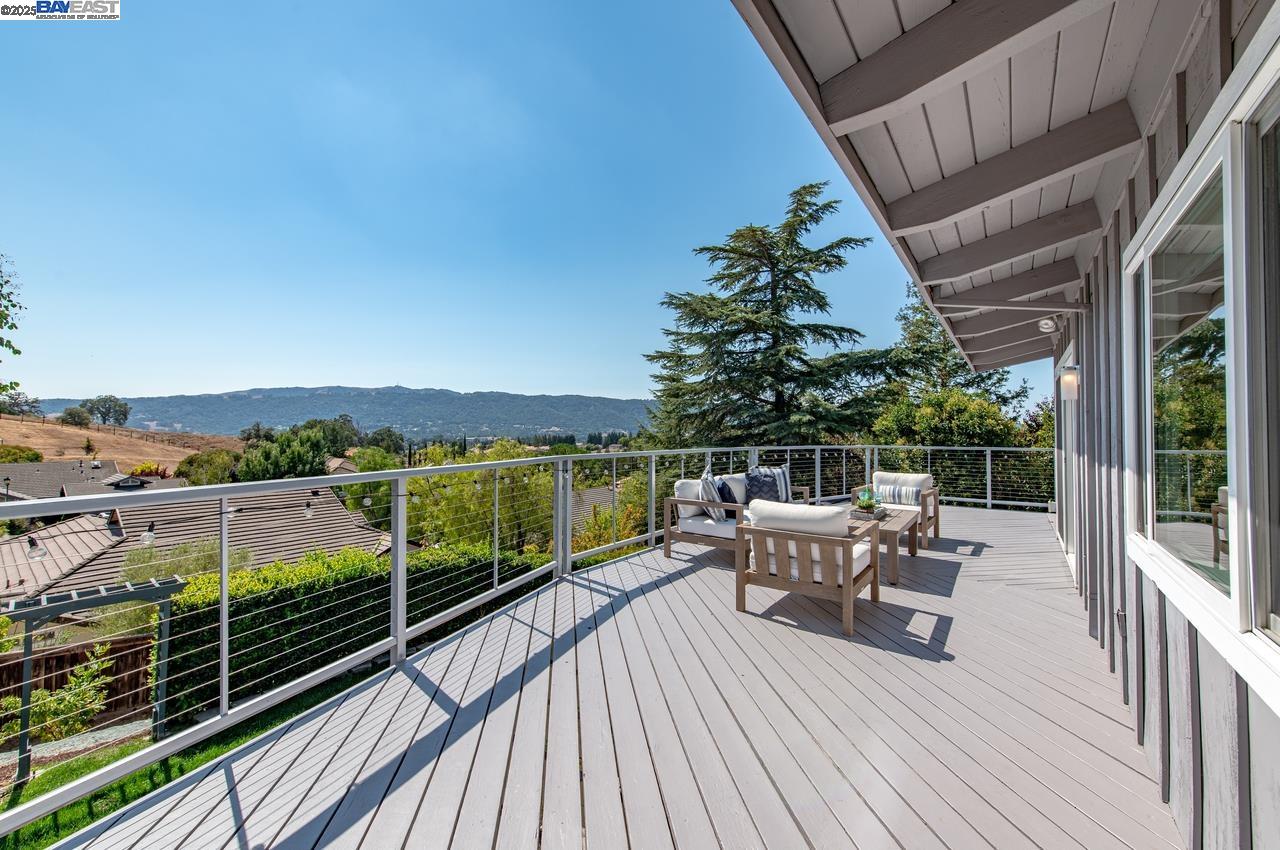 Detail Gallery Image 43 of 60 For 825 Abbie St, Pleasanton,  CA 94566 - 4 Beds | 3/1 Baths