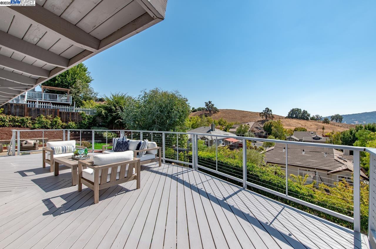 Detail Gallery Image 44 of 60 For 825 Abbie St, Pleasanton,  CA 94566 - 4 Beds | 3/1 Baths