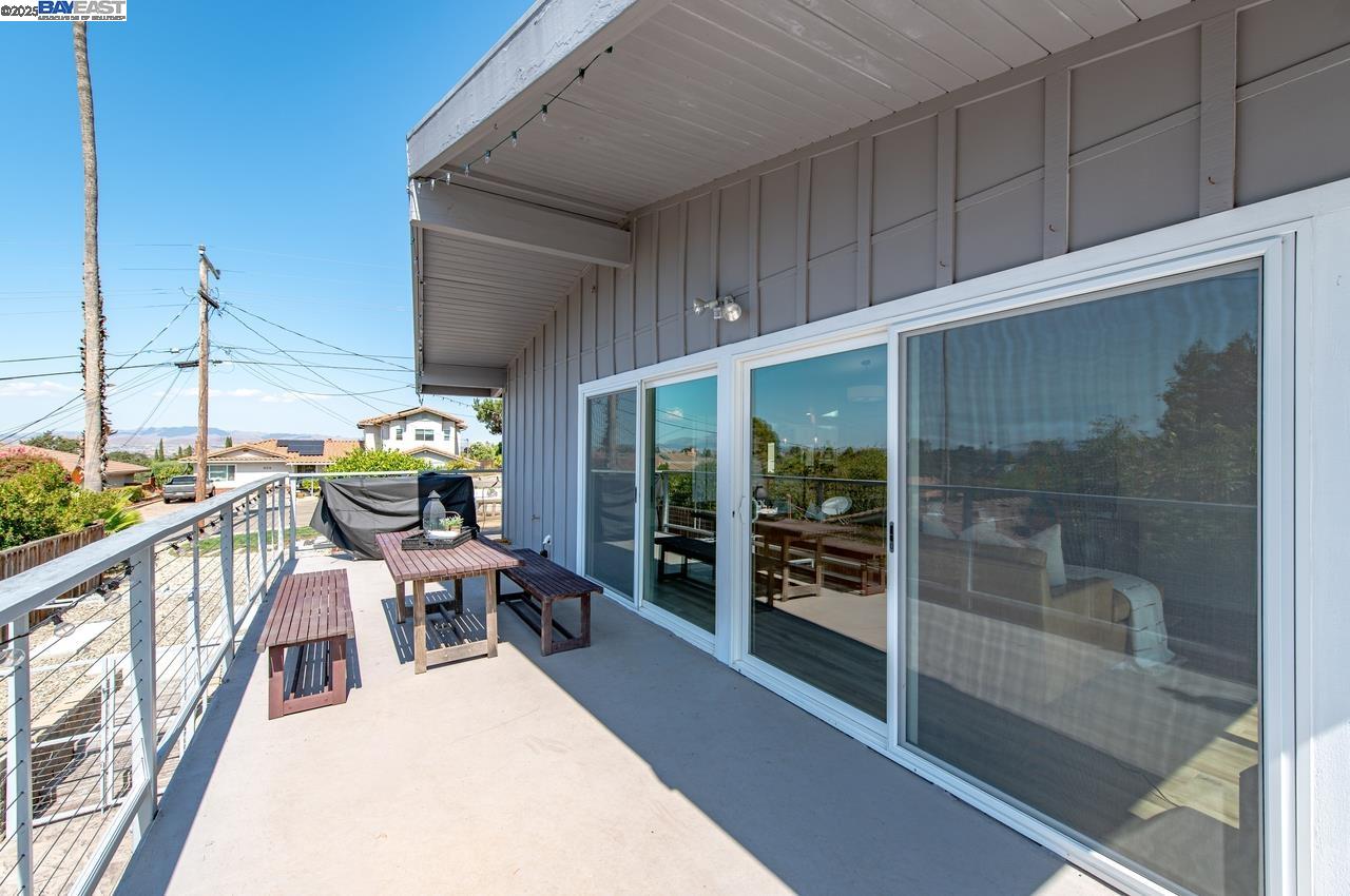 Detail Gallery Image 45 of 60 For 825 Abbie St, Pleasanton,  CA 94566 - 4 Beds | 3/1 Baths