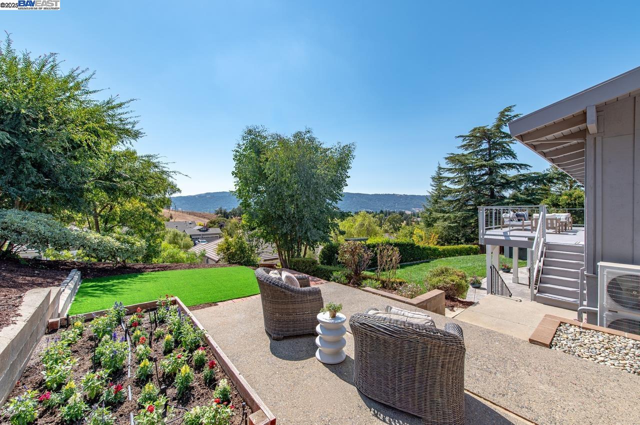 Detail Gallery Image 47 of 60 For 825 Abbie St, Pleasanton,  CA 94566 - 4 Beds | 3/1 Baths