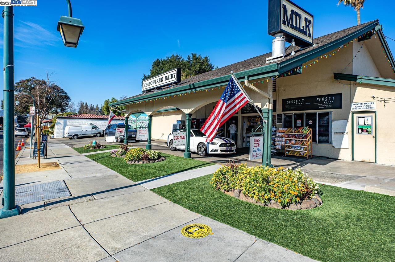 Detail Gallery Image 60 of 60 For 825 Abbie St, Pleasanton,  CA 94566 - 4 Beds | 3/1 Baths