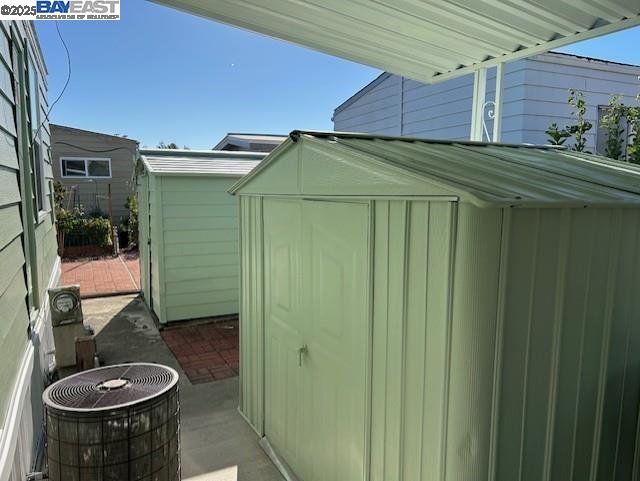Detail Gallery Image 29 of 44 For 29133 De La Cruz Road, Hayward,  CA 94544 - 2 Beds | 2 Baths