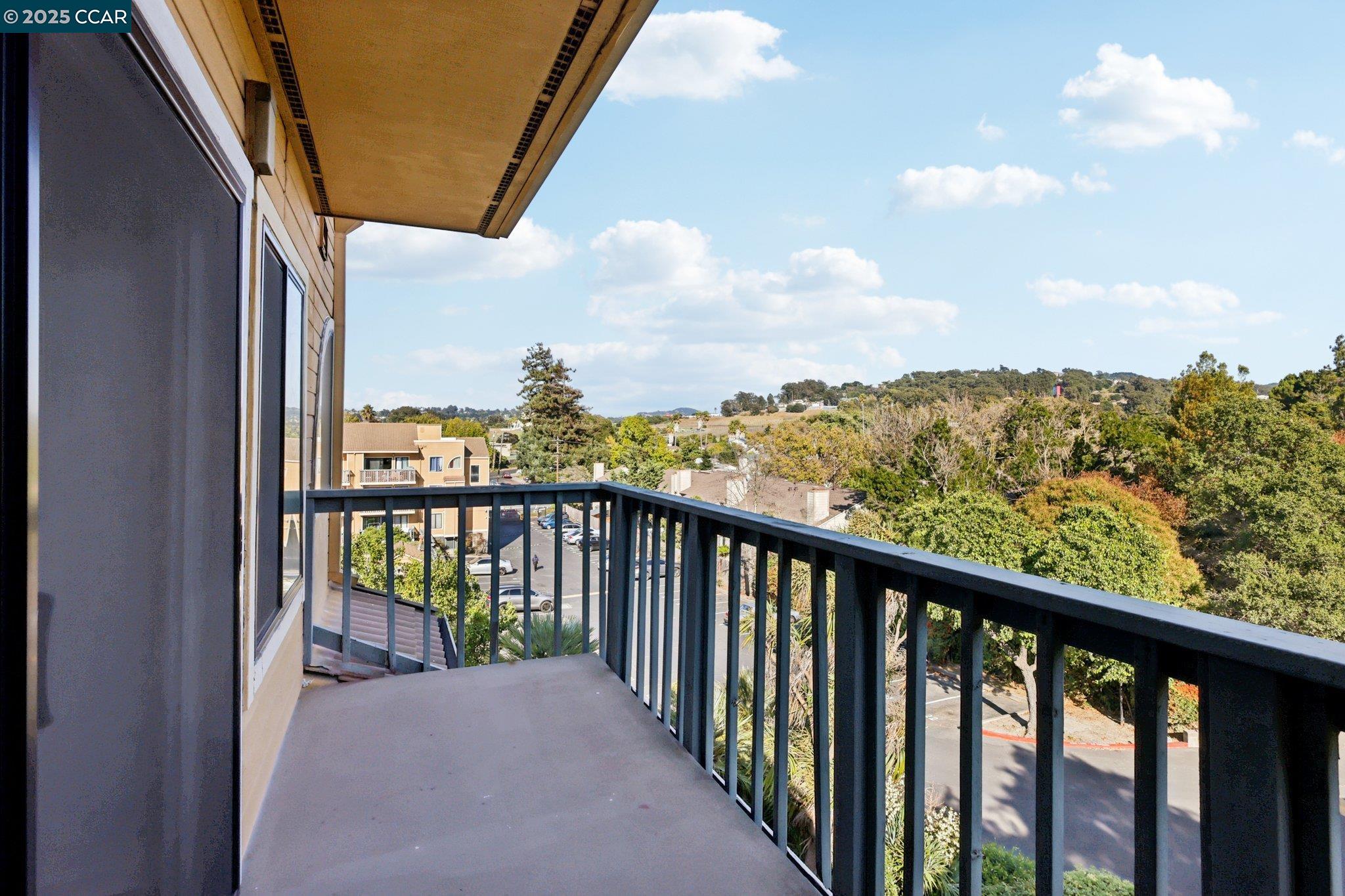 MLS: 41111775 Condo For Sale