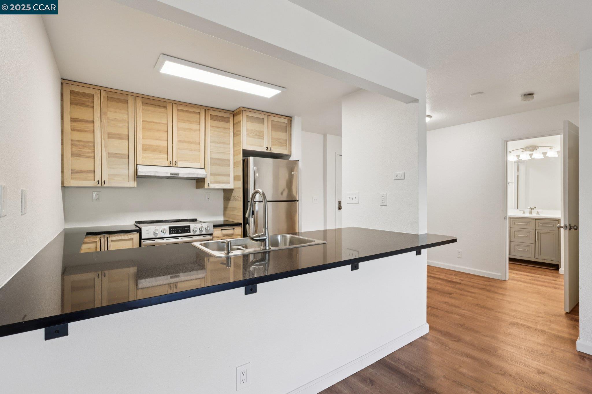Photo #6: 41111775 Listing 