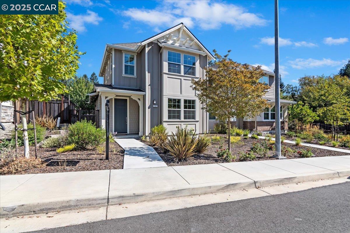 Photo #2: 41111776 Listing 