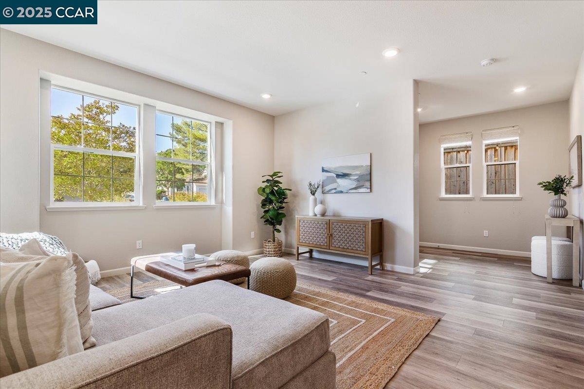 Photo #6: 41111776 Listing 