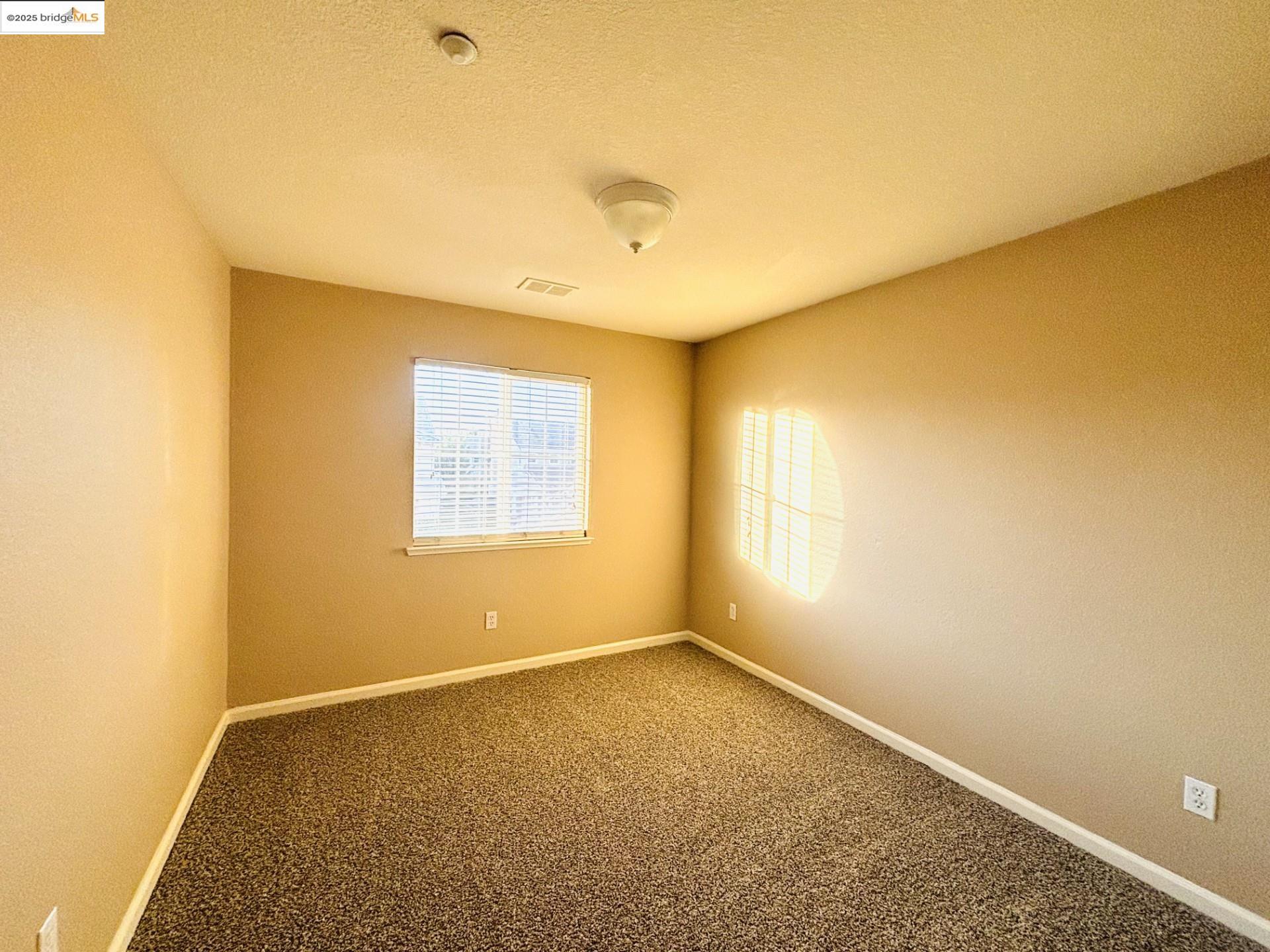 Detail Gallery Image 18 of 25 For 1267 Picadilly Ln, Brentwood,  CA 94513 - 4 Beds | 2/1 Baths