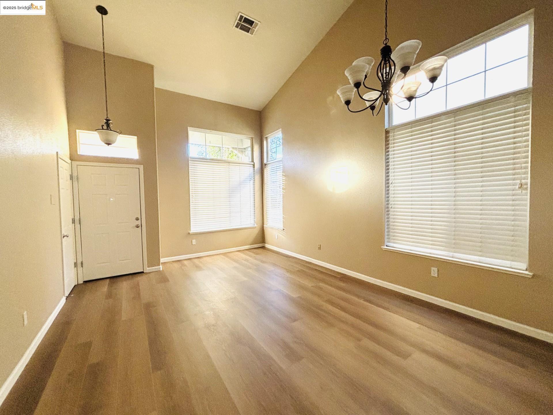 Detail Gallery Image 20 of 25 For 1267 Picadilly Ln, Brentwood,  CA 94513 - 4 Beds | 2/1 Baths