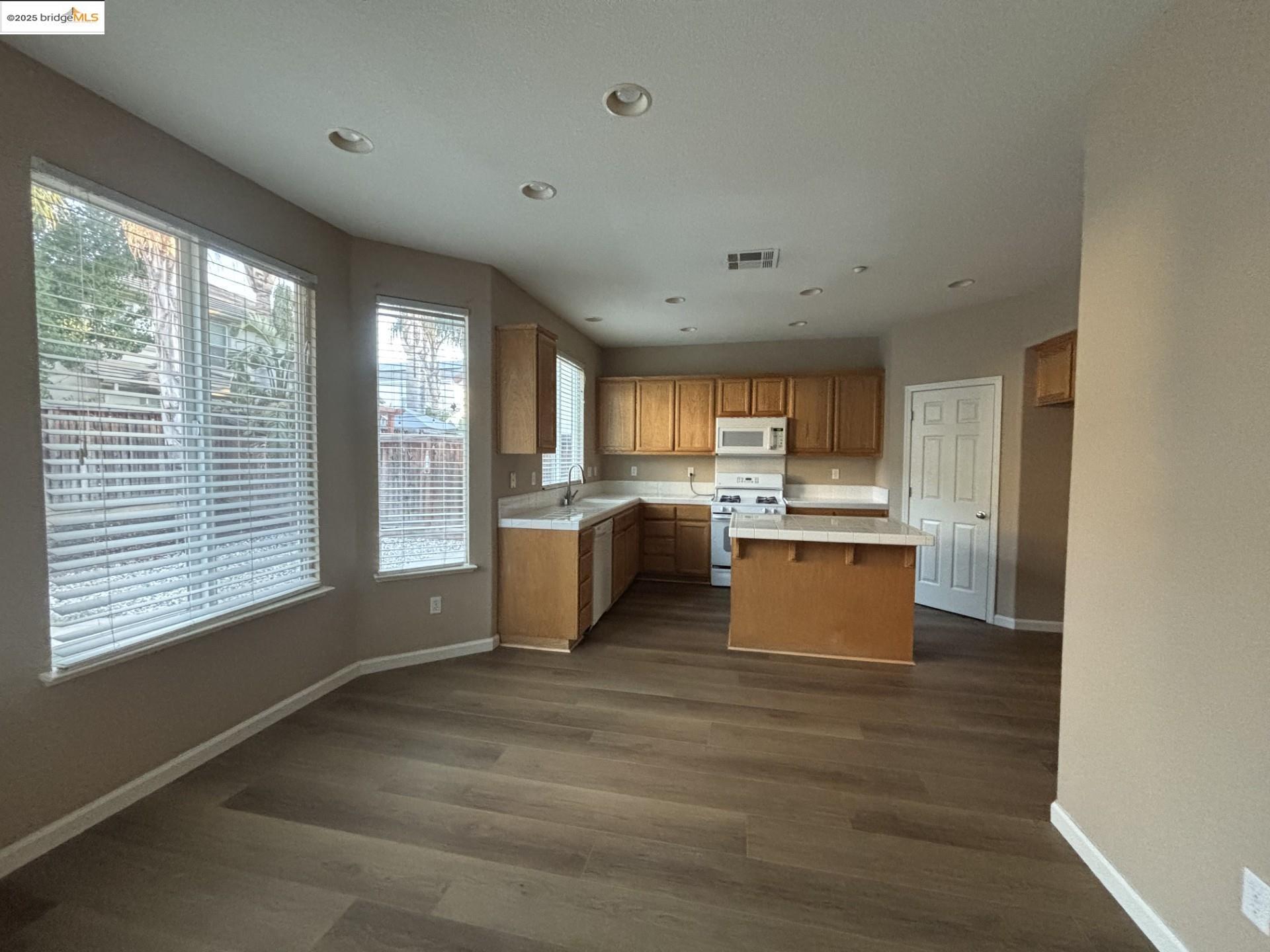 Detail Gallery Image 22 of 25 For 1267 Picadilly Ln, Brentwood,  CA 94513 - 4 Beds | 2/1 Baths