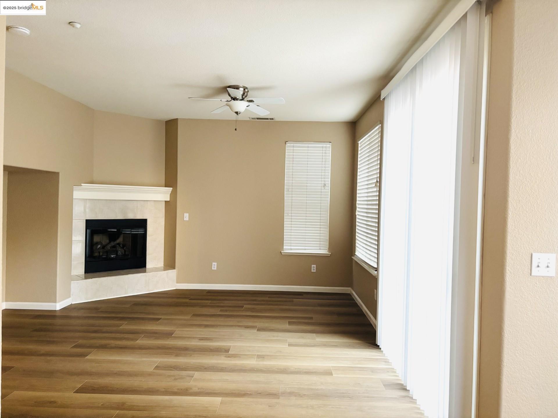 Detail Gallery Image 5 of 25 For 1267 Picadilly Ln, Brentwood,  CA 94513 - 4 Beds | 2/1 Baths