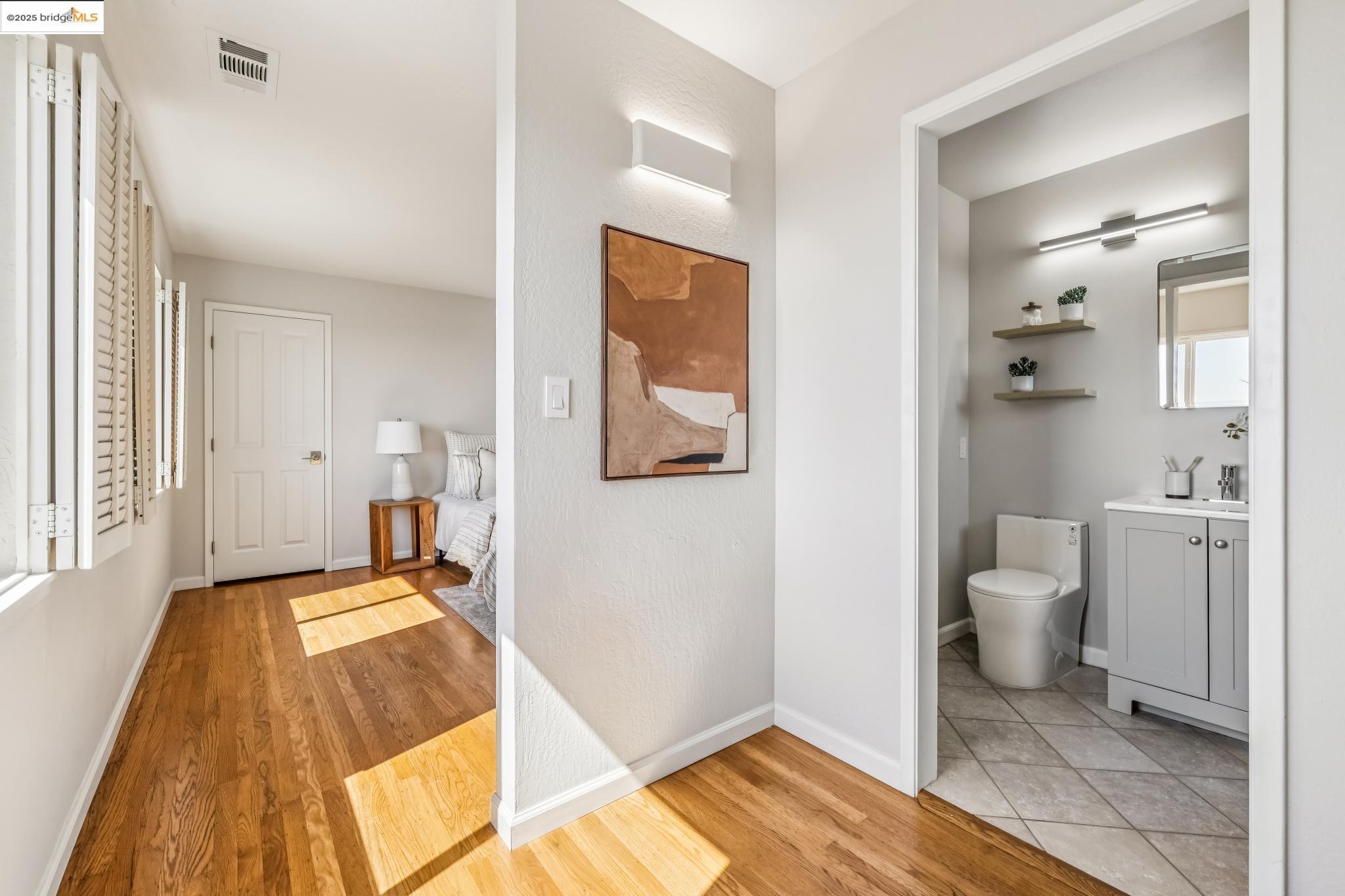 Detail Gallery Image 20 of 58 For 101 Chadbourne Way, Oakland,  CA 94619 - 3 Beds | 2/1 Baths