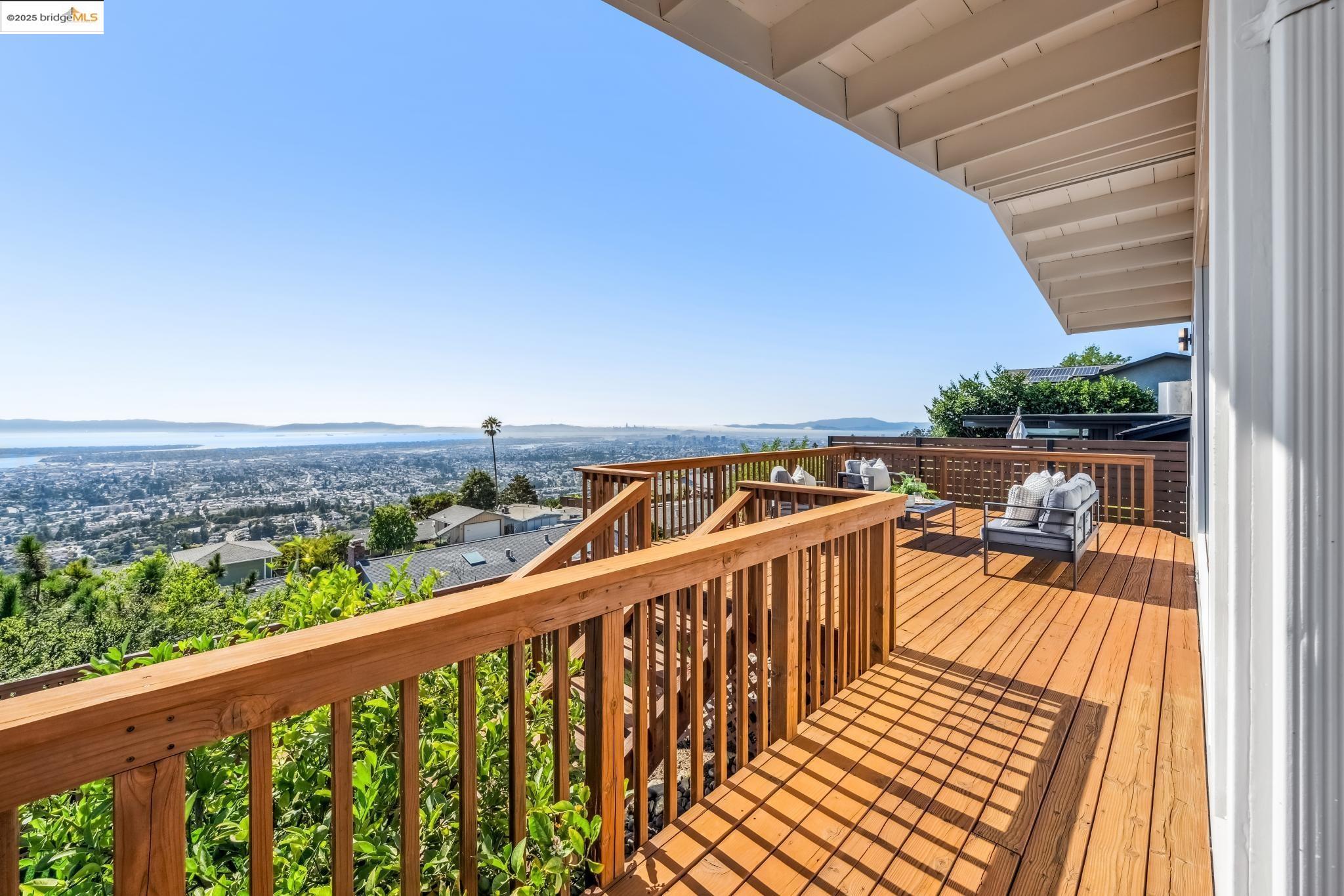 Detail Gallery Image 36 of 58 For 101 Chadbourne Way, Oakland,  CA 94619 - 3 Beds | 2/1 Baths