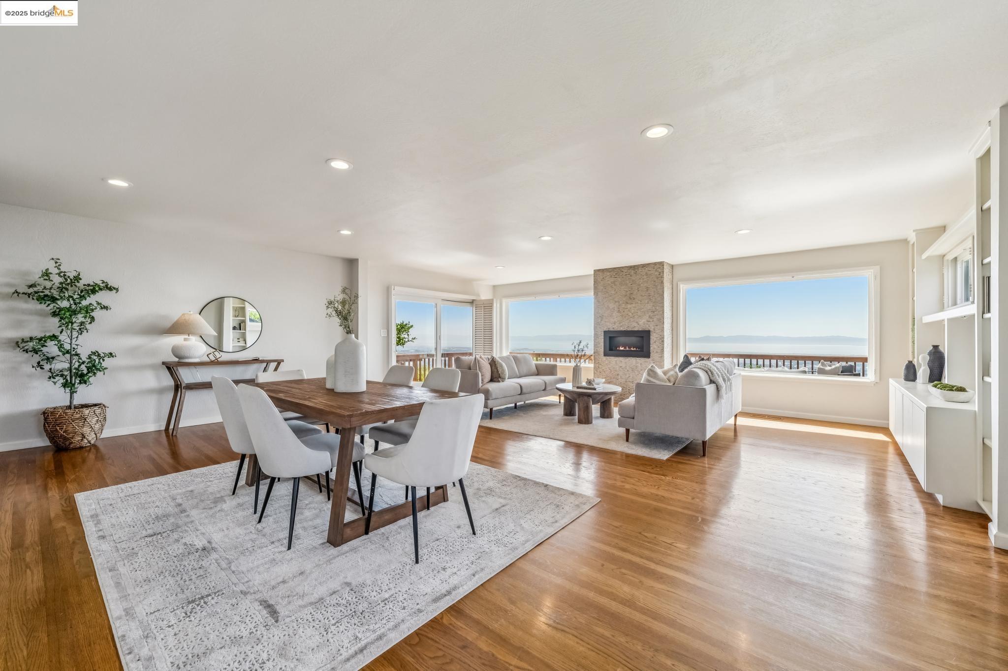 Detail Gallery Image 5 of 58 For 101 Chadbourne Way, Oakland,  CA 94619 - 3 Beds | 2/1 Baths