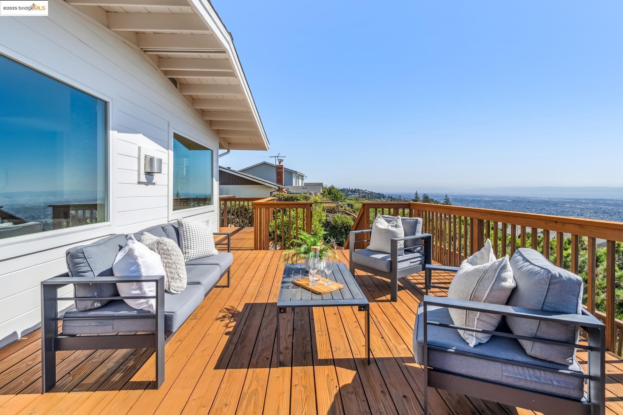Detail Gallery Image 42 of 58 For 101 Chadbourne Way, Oakland,  CA 94619 - 3 Beds | 2/1 Baths