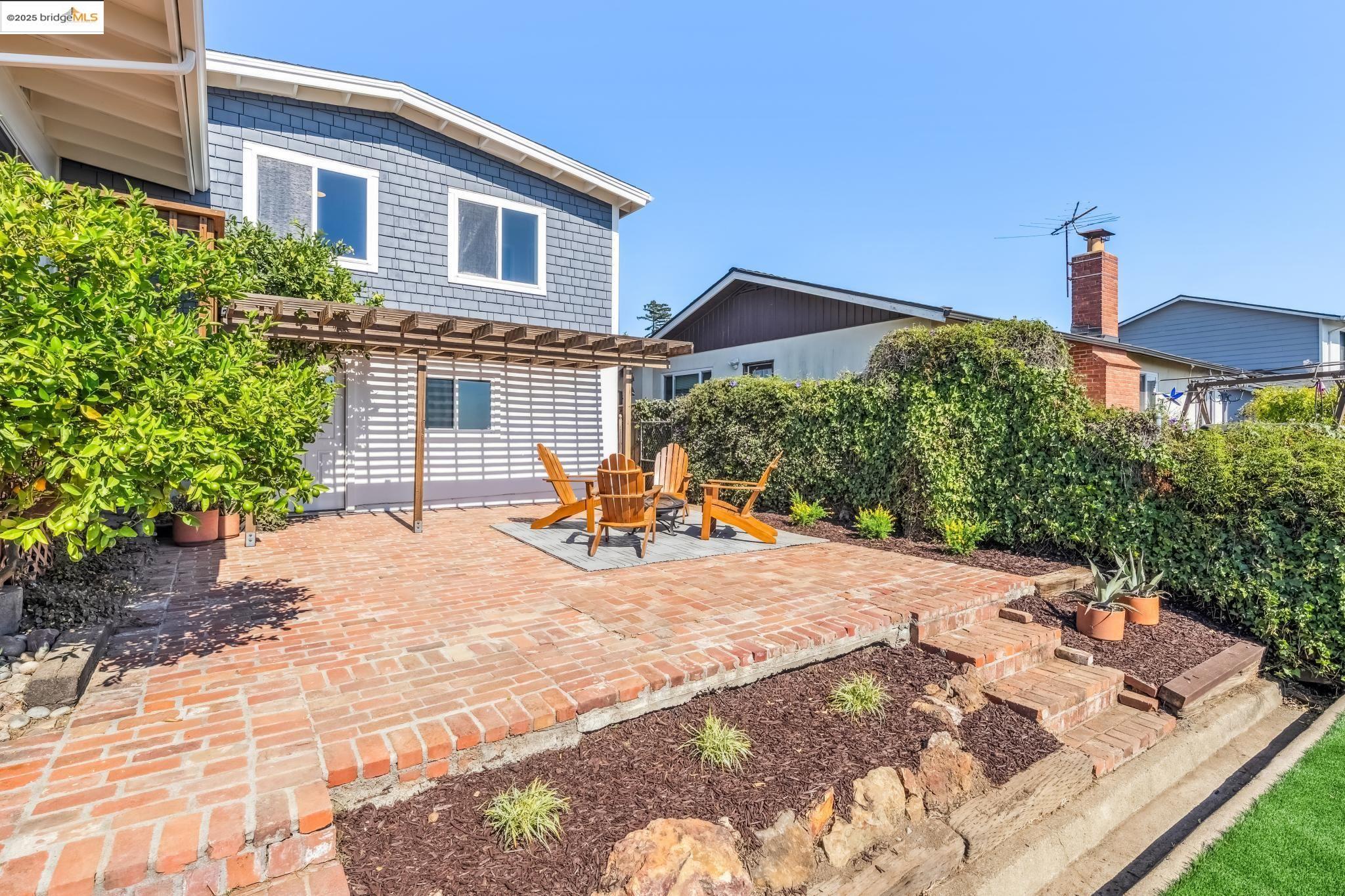Detail Gallery Image 47 of 58 For 101 Chadbourne Way, Oakland,  CA 94619 - 3 Beds | 2/1 Baths