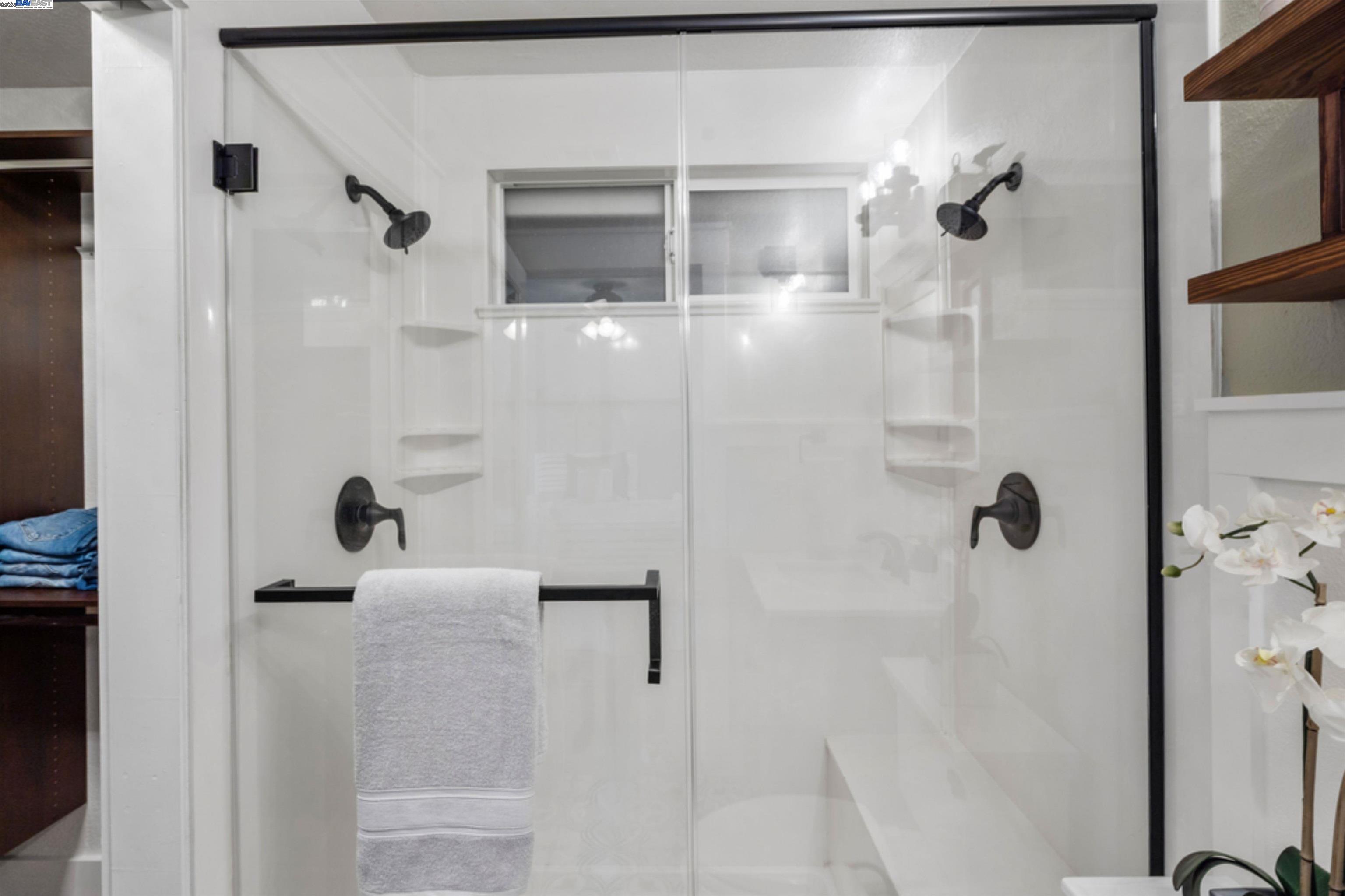 Detail Gallery Image 19 of 48 For 958 El Caminito, Livermore,  CA 94550 - 3 Beds | 2 Baths