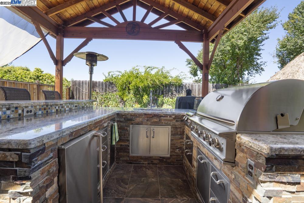 Detail Gallery Image 26 of 48 For 958 El Caminito, Livermore,  CA 94550 - 3 Beds | 2 Baths