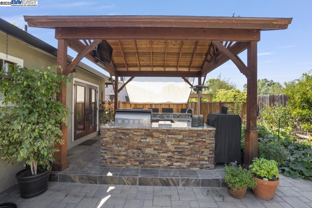 Detail Gallery Image 27 of 48 For 958 El Caminito, Livermore,  CA 94550 - 3 Beds | 2 Baths