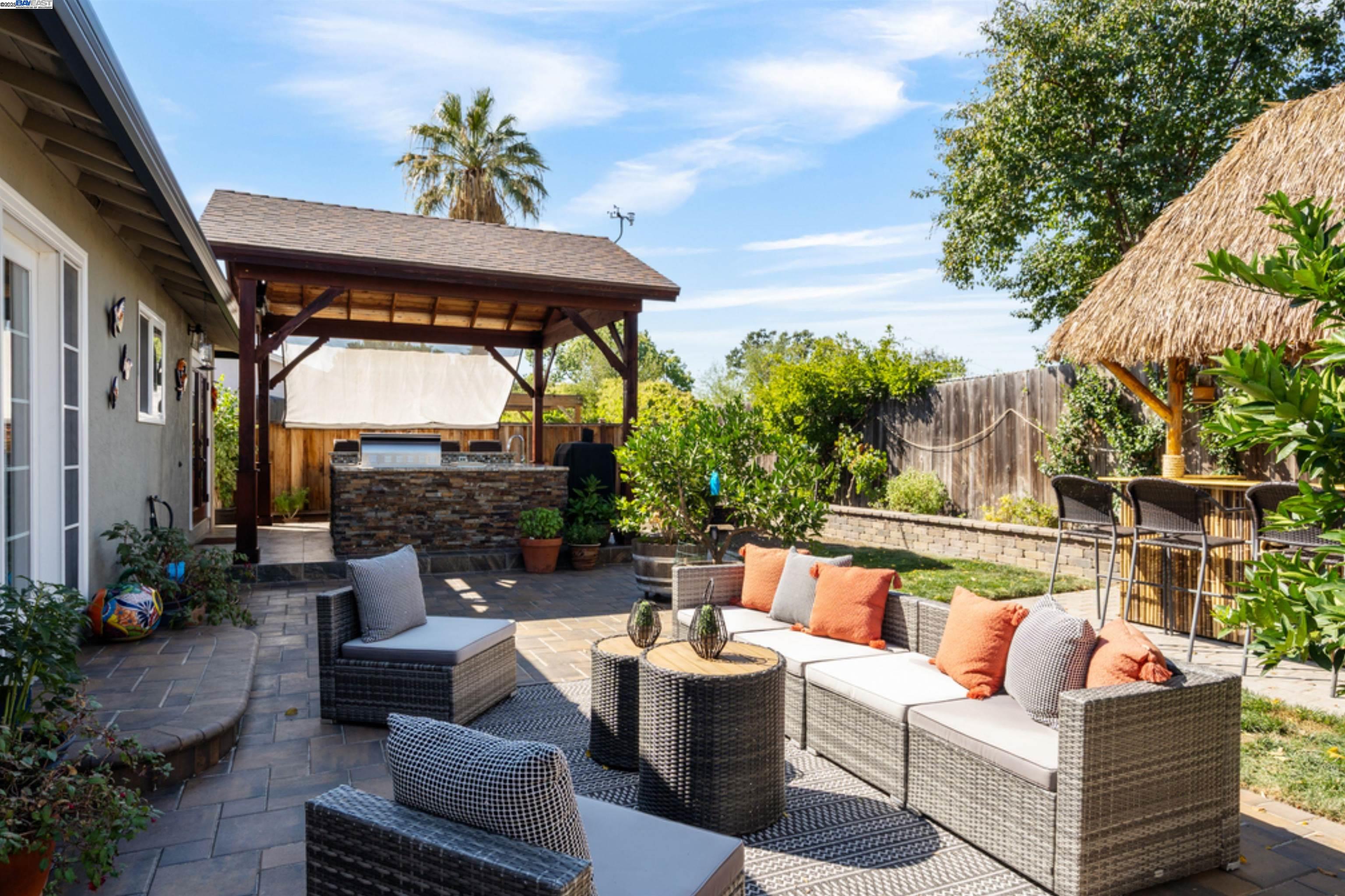 Detail Gallery Image 31 of 48 For 958 El Caminito, Livermore,  CA 94550 - 3 Beds | 2 Baths