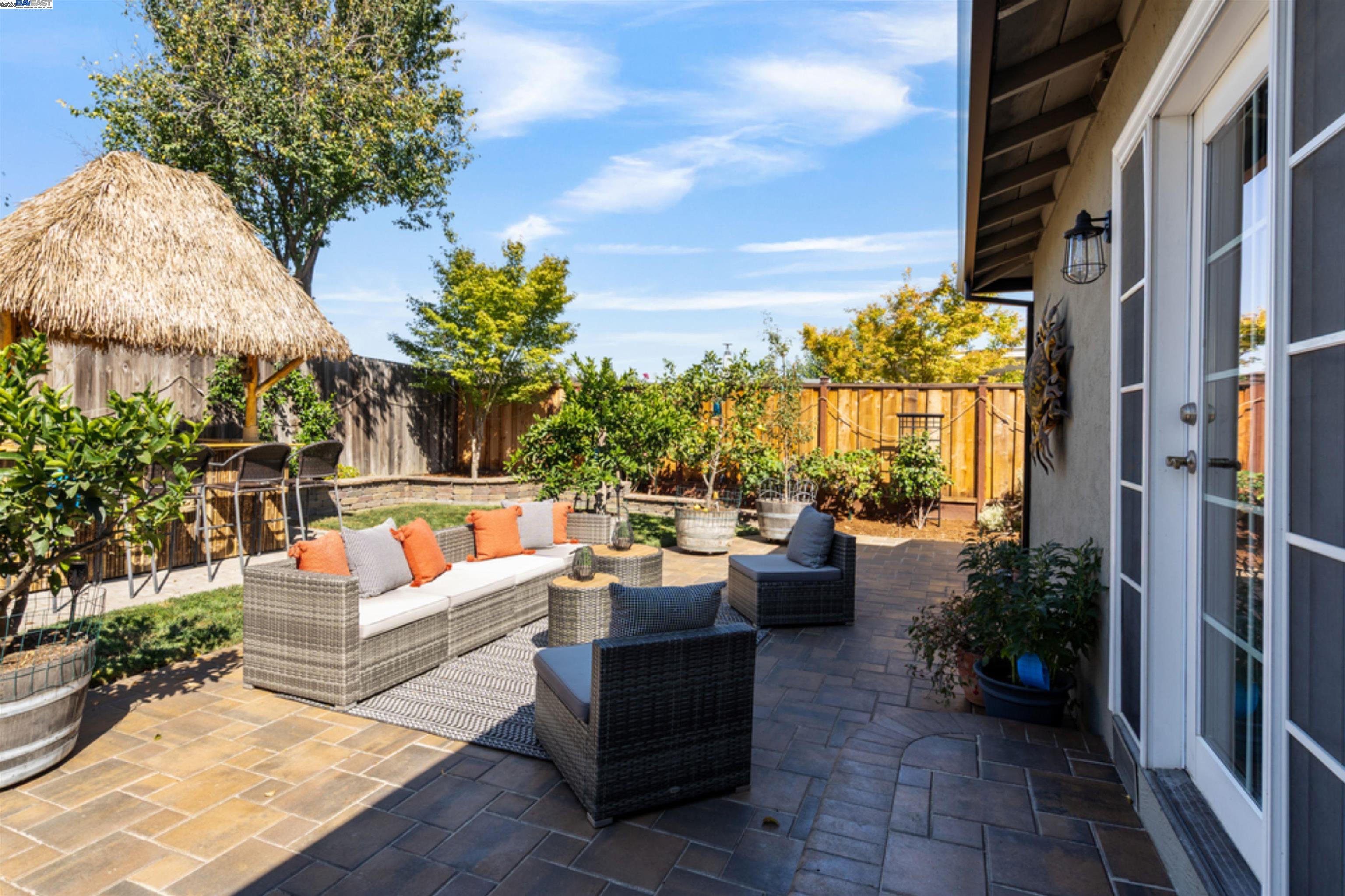 Detail Gallery Image 33 of 48 For 958 El Caminito, Livermore,  CA 94550 - 3 Beds | 2 Baths