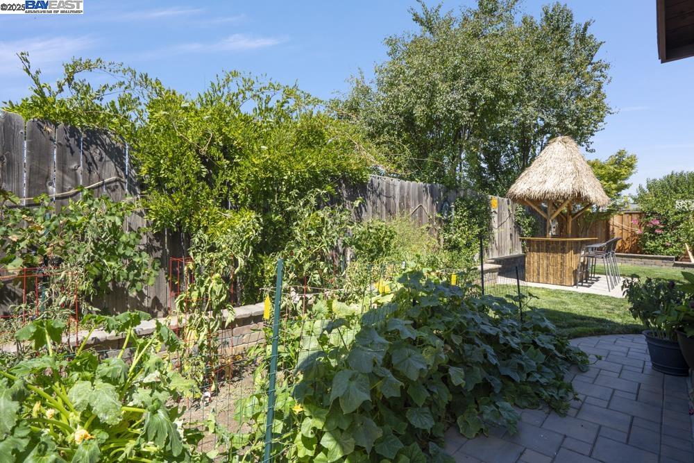 Detail Gallery Image 36 of 48 For 958 El Caminito, Livermore,  CA 94550 - 3 Beds | 2 Baths
