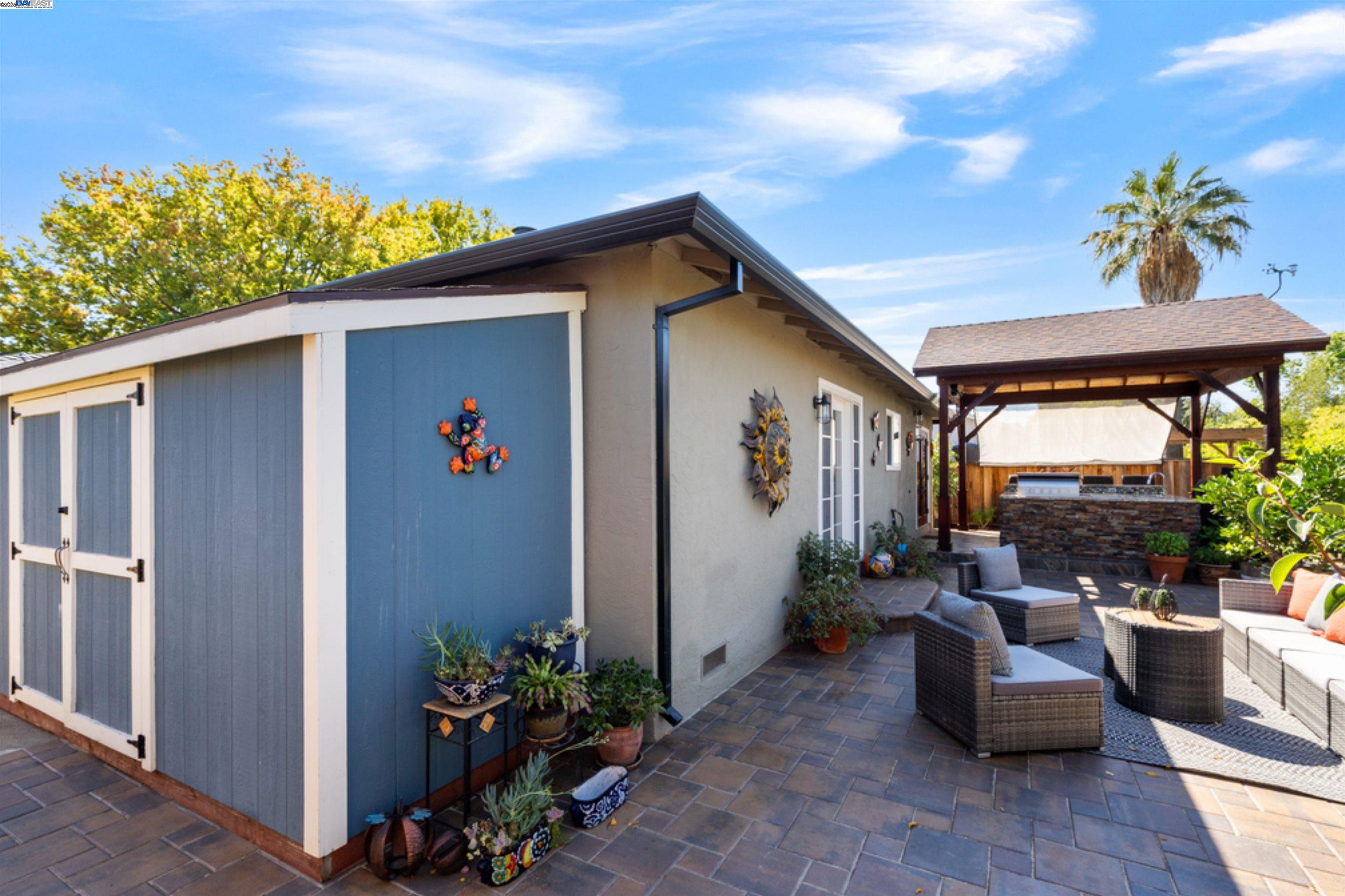 Detail Gallery Image 43 of 48 For 958 El Caminito, Livermore,  CA 94550 - 3 Beds | 2 Baths
