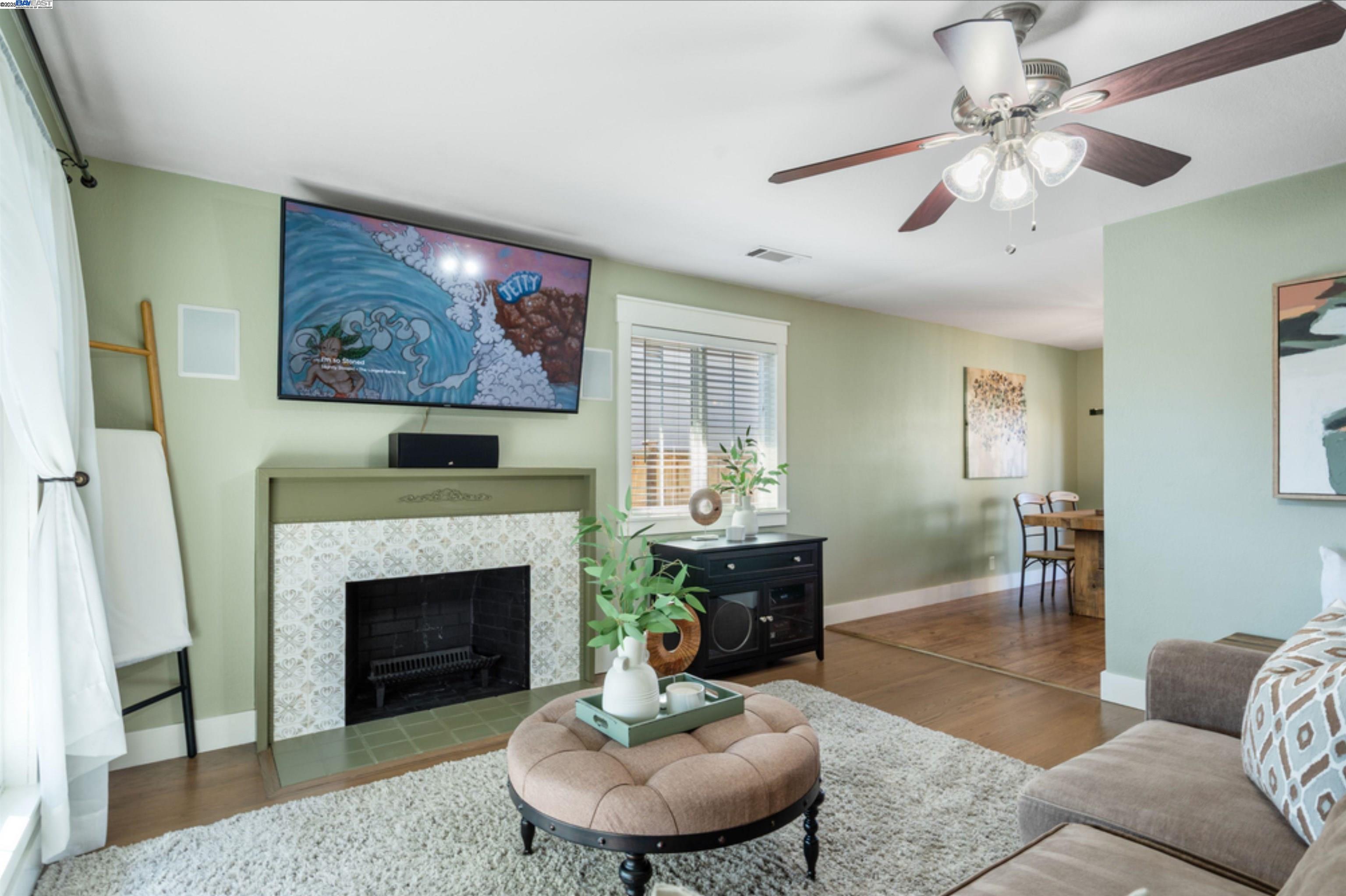 Detail Gallery Image 6 of 48 For 958 El Caminito, Livermore,  CA 94550 - 3 Beds | 2 Baths