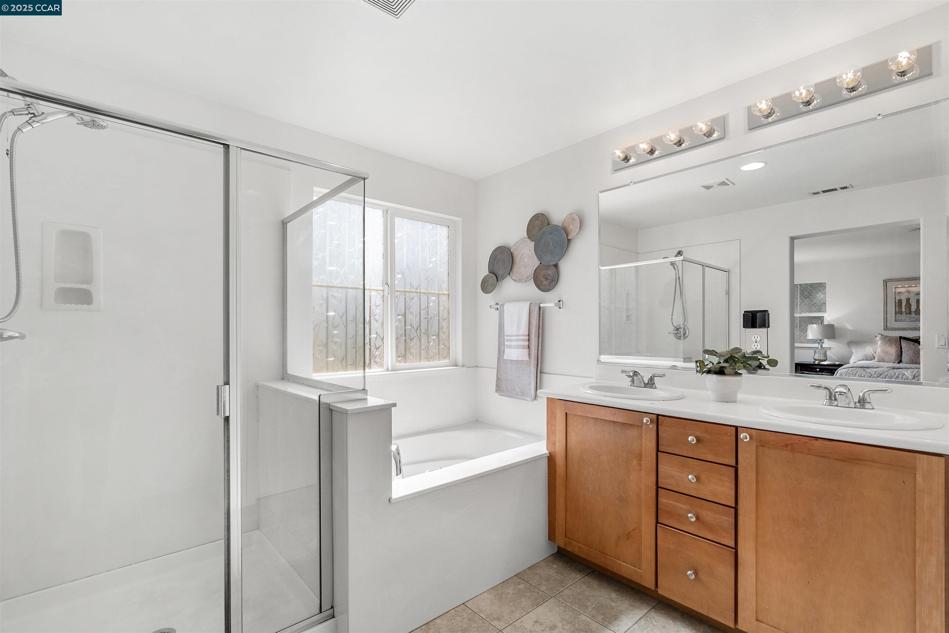 Detail Gallery Image 24 of 39 For 110 Mars Ct, Pittsburg,  CA 94565 - 5 Beds | 2/1 Baths
