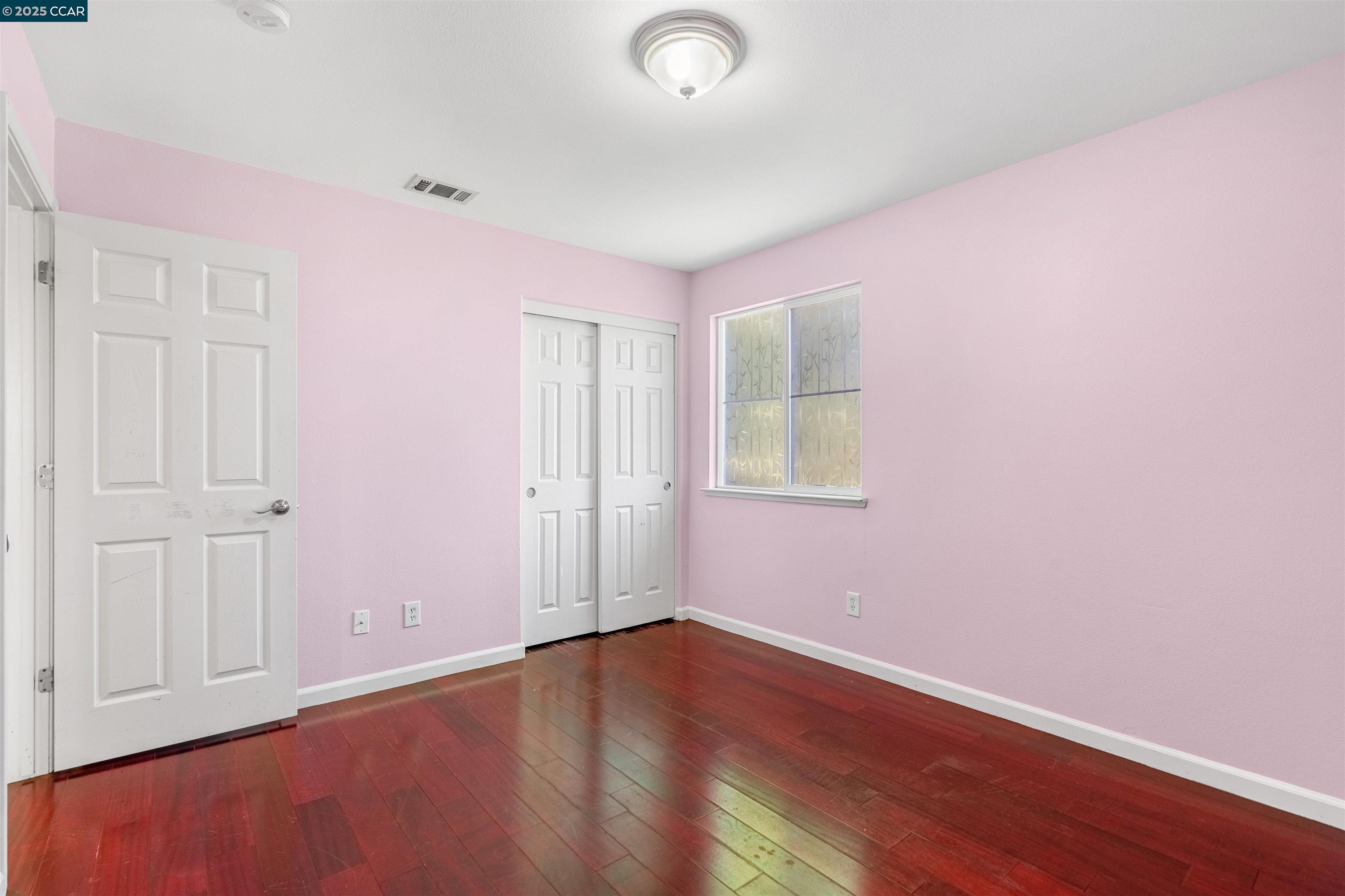 Detail Gallery Image 31 of 39 For 110 Mars Ct, Pittsburg,  CA 94565 - 5 Beds | 2/1 Baths